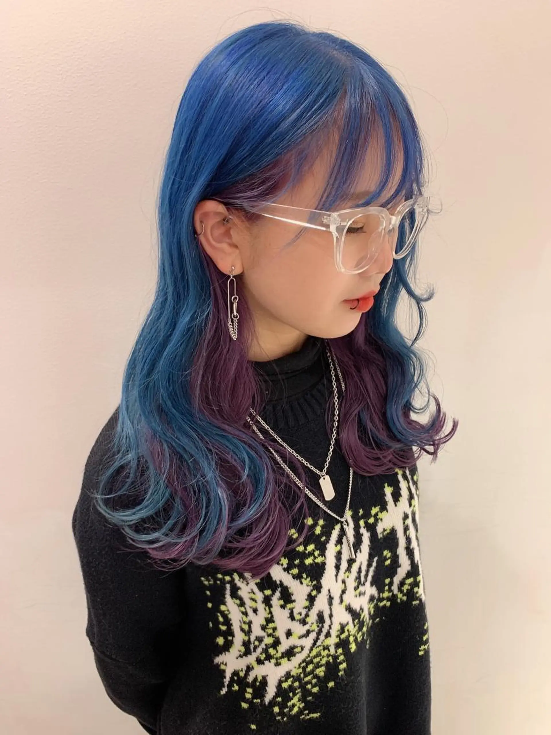 ロング カラー ハイトーン/ウルフ /小澤凌祐🦕のヘアスタイル