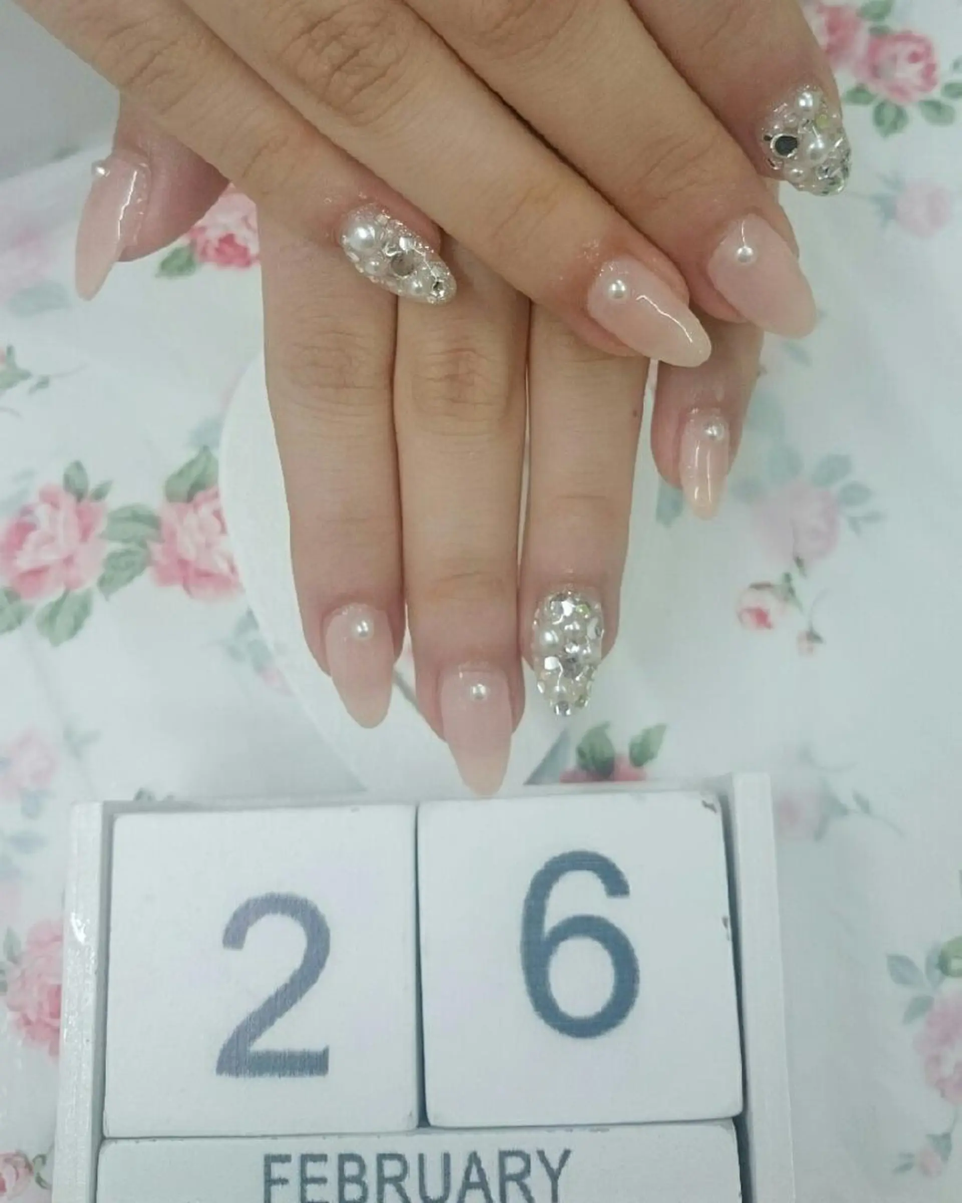 ネイル ストーンネイル JEWEL nailのネイルデザイン