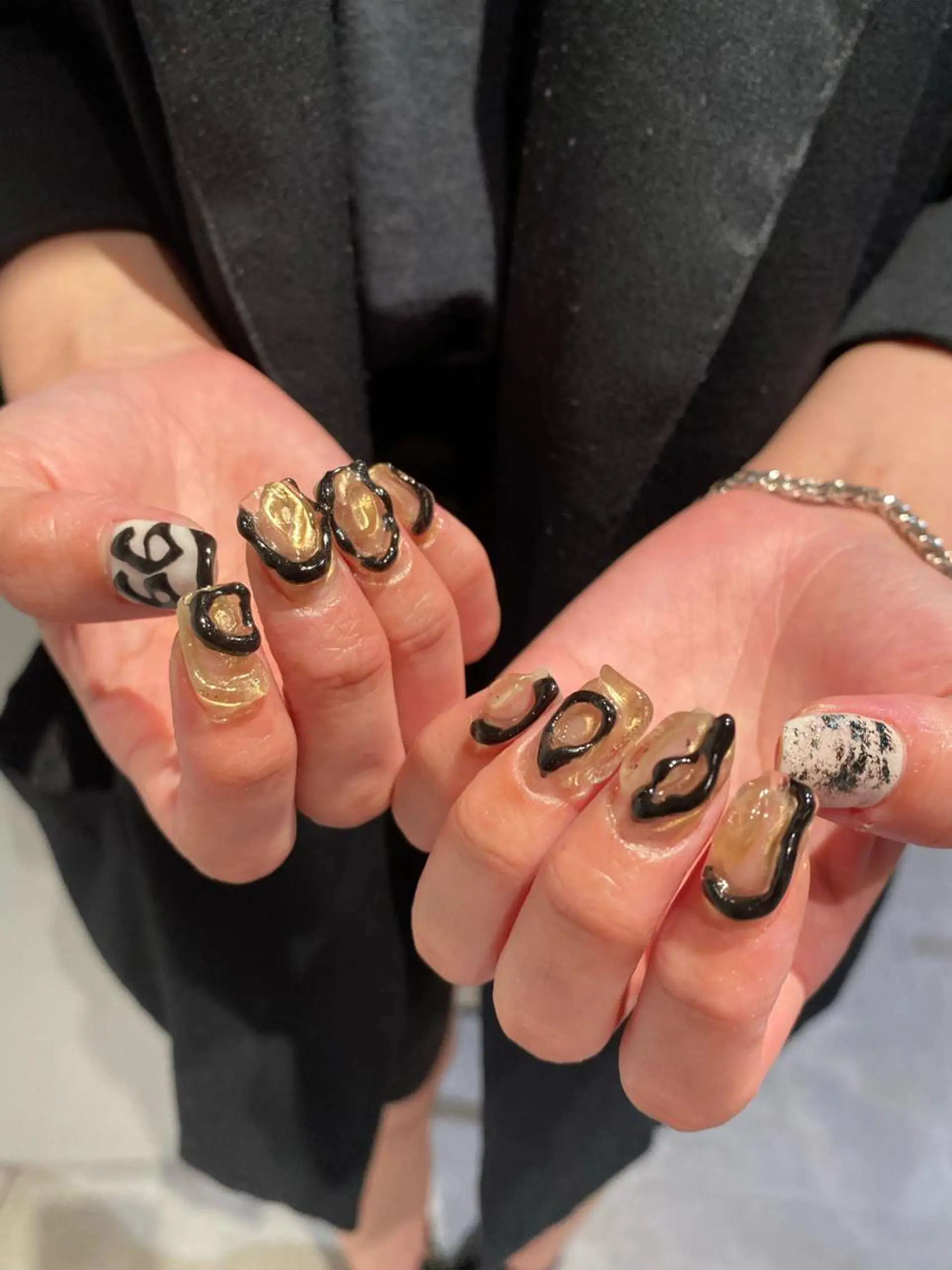 ネイル AO所属・RISAKO 艶髪モテヘア🎀府中のヘアスタイル