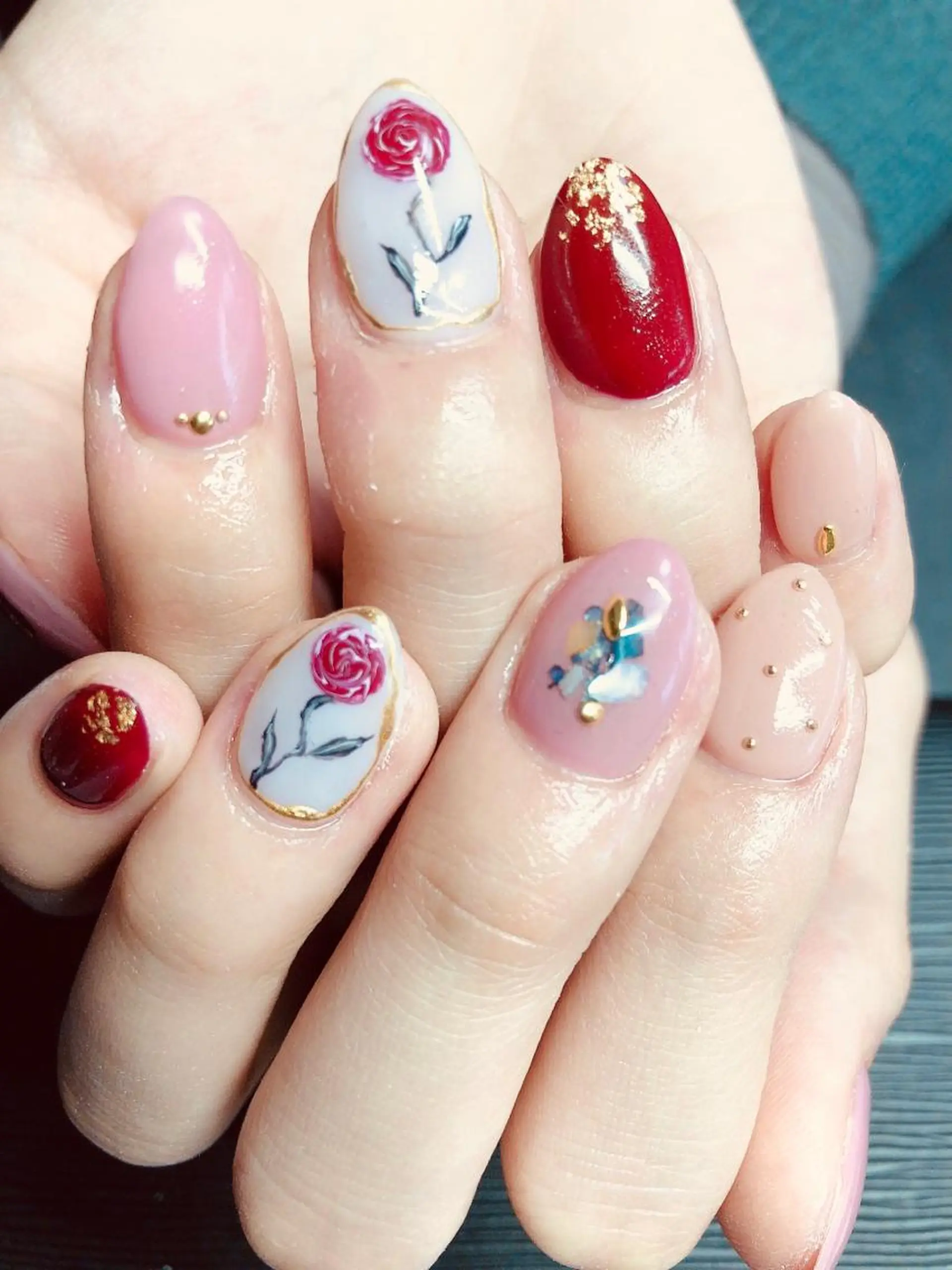 ネイル 札幌ネイルgorella所属・gorella Ａのネイルデザイン