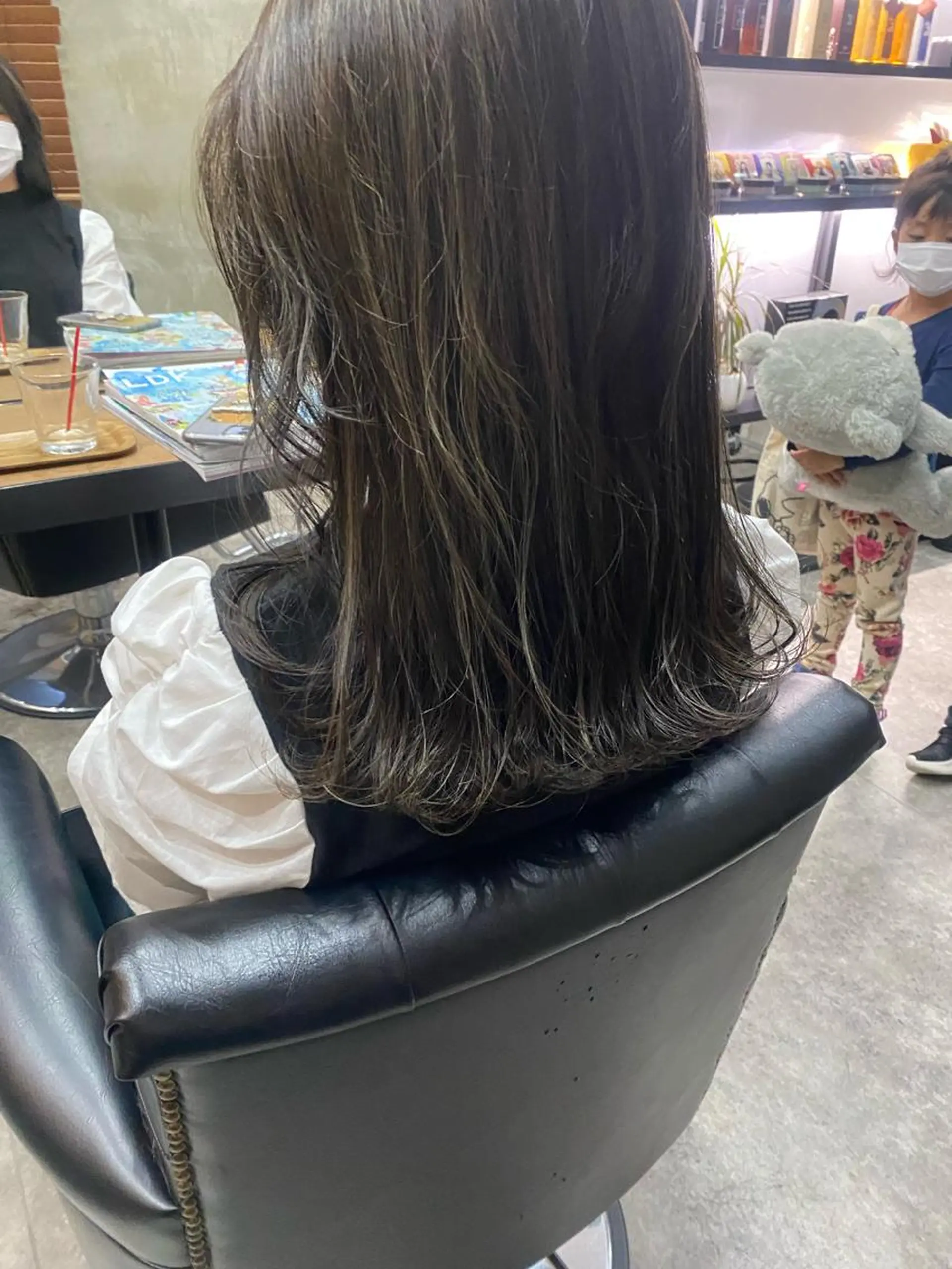 ミディアム カラー ハイライトカラー ハイライト 柔らかカラー🥛 mayucoのヘアスタイル