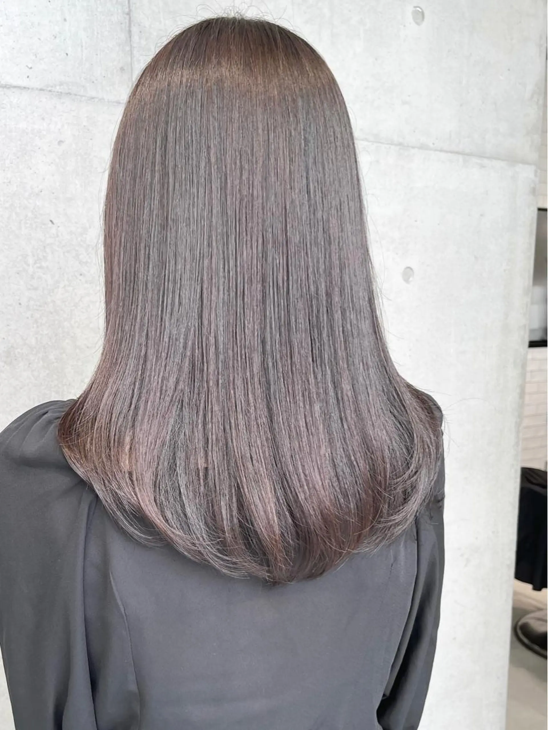 ミディアム カラー カット ヘアカラー トリートメント ヘッドスパ ヘアセット 透明感/オリーブ/ グレージュ/YUKAのヘアスタイル