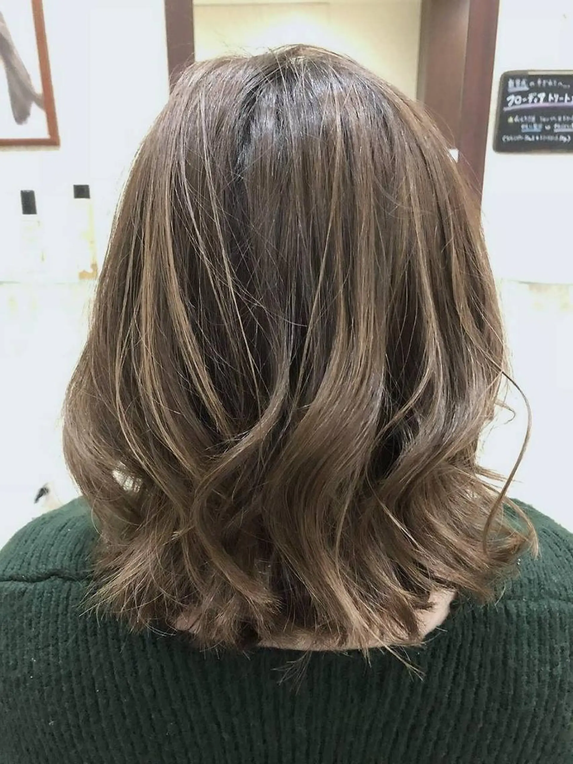 ミディアム 🍀艶髪.美髪🍀 岡部恒輝のヘアスタイル