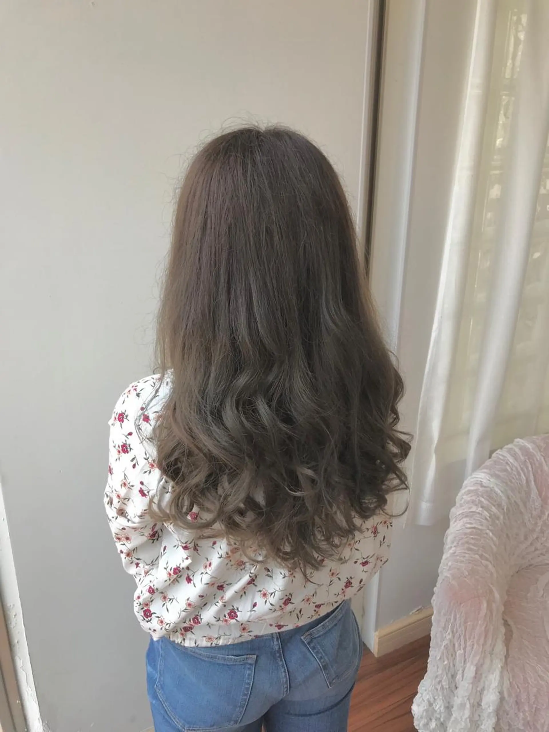 ロング 森 宇旦のヘアスタイル