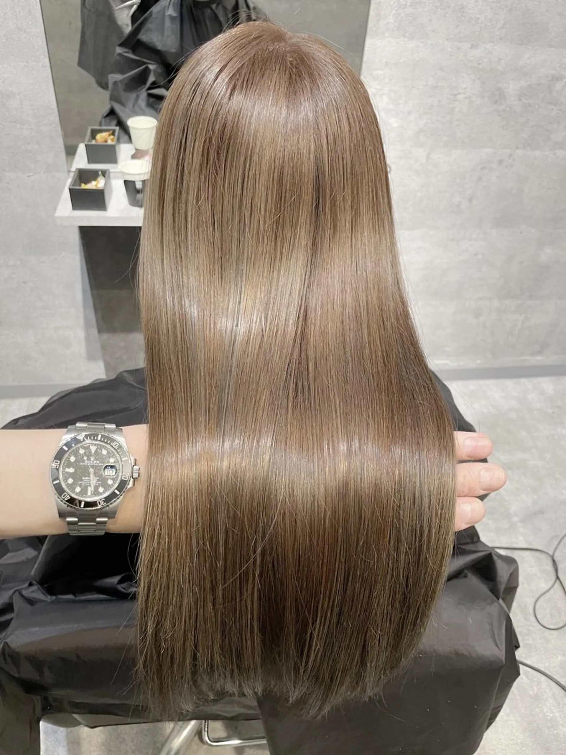 セミロング 外国人風カラー ハイライト 髪質改善 似合わせカット トリートメント カット ヘアカラー トリートメント ＿WHITE鳳店 アンダーバーホワイトのヘアスタイル