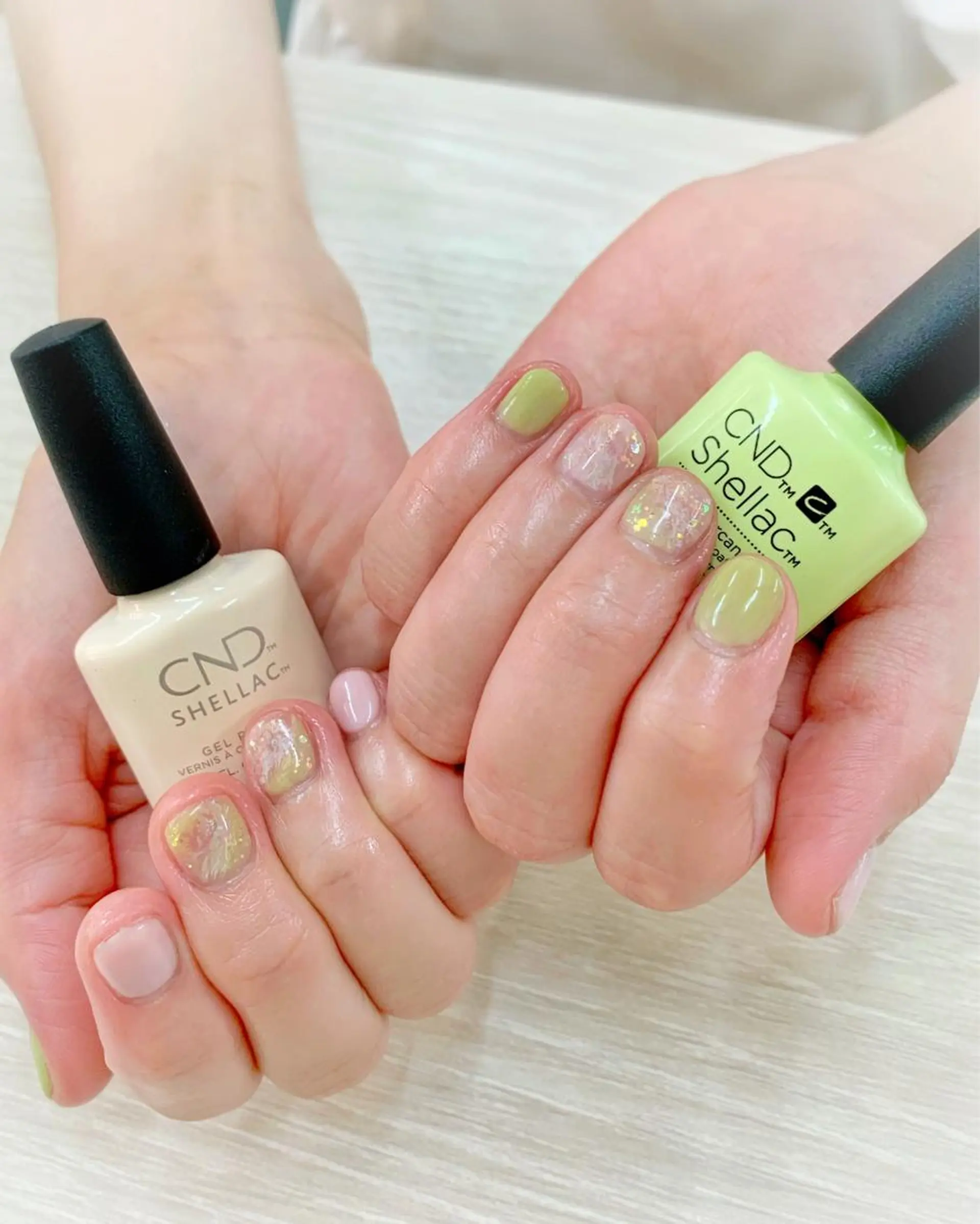 ネイル ニュアンスネイル glossnail MIKIのネイルデザイン