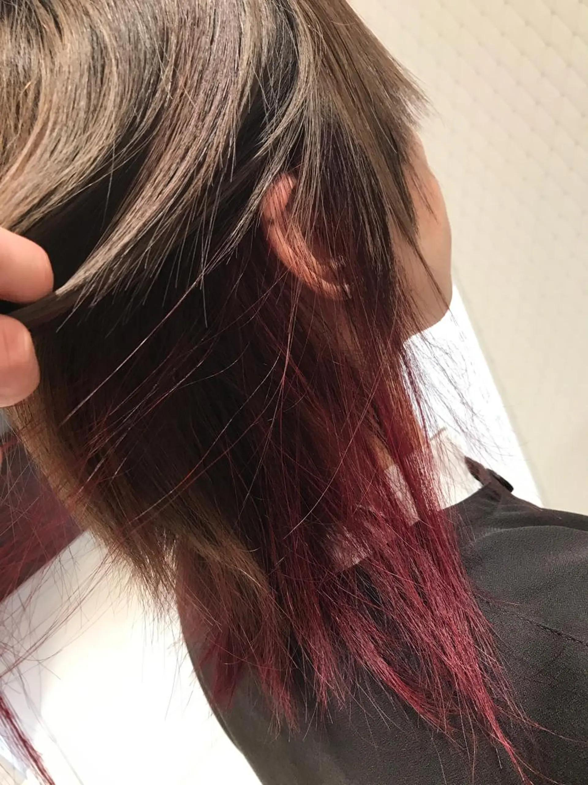 ショート カラー インナーカラー ヘアカラー トリートメント 豊田 恭平のヘアスタイル