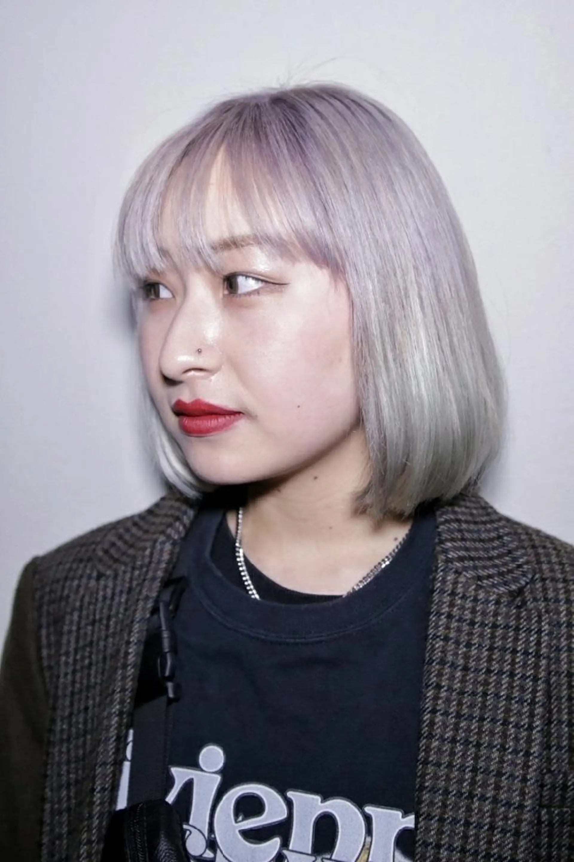 ミディアム カラー ブリーチ 艶髪✨ハイトーン ✨ホワイト✨北宗一郎のヘアスタイル