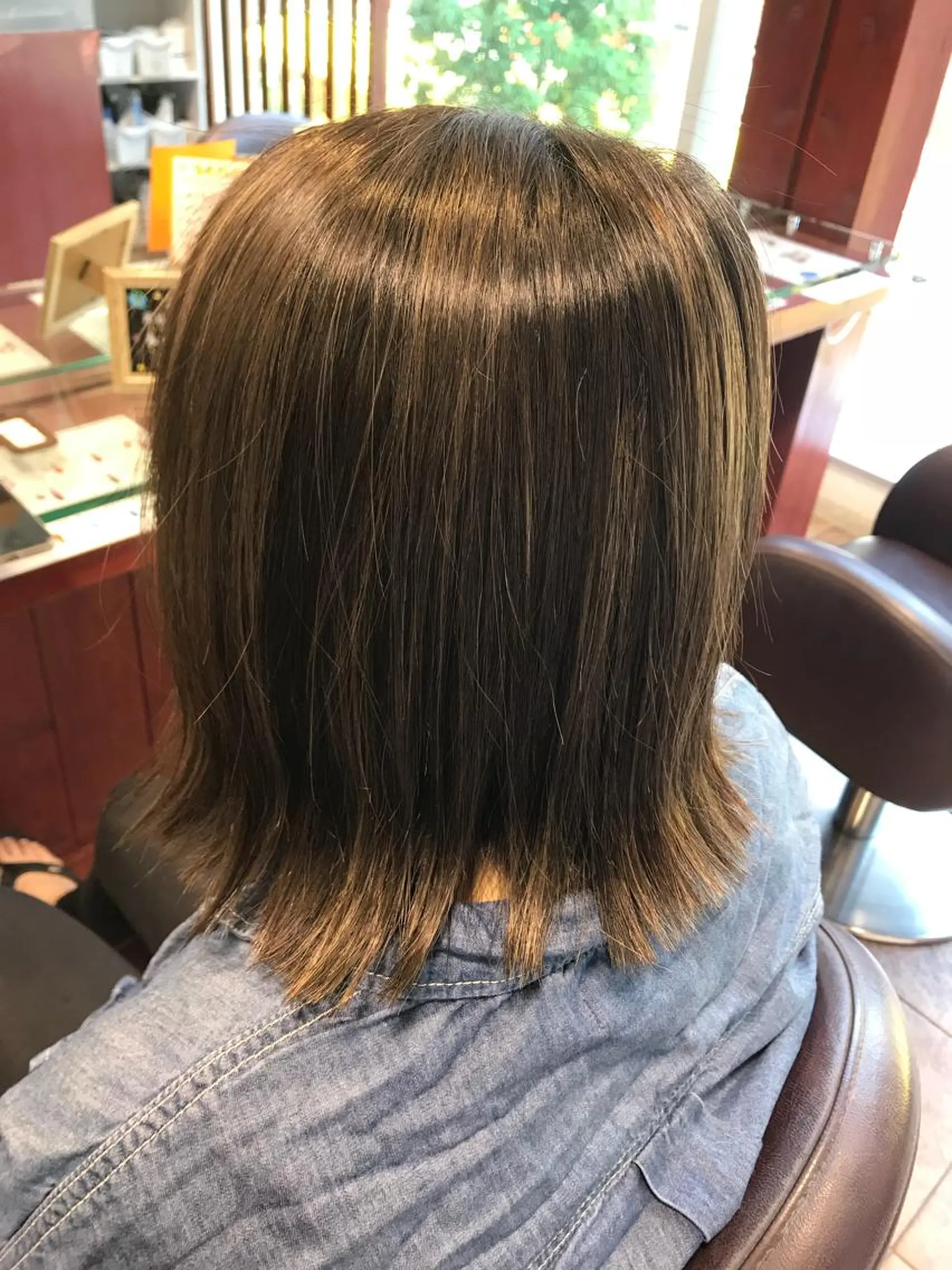 ミディアム 外ハネヘア 嶋村 望美のヘアスタイル