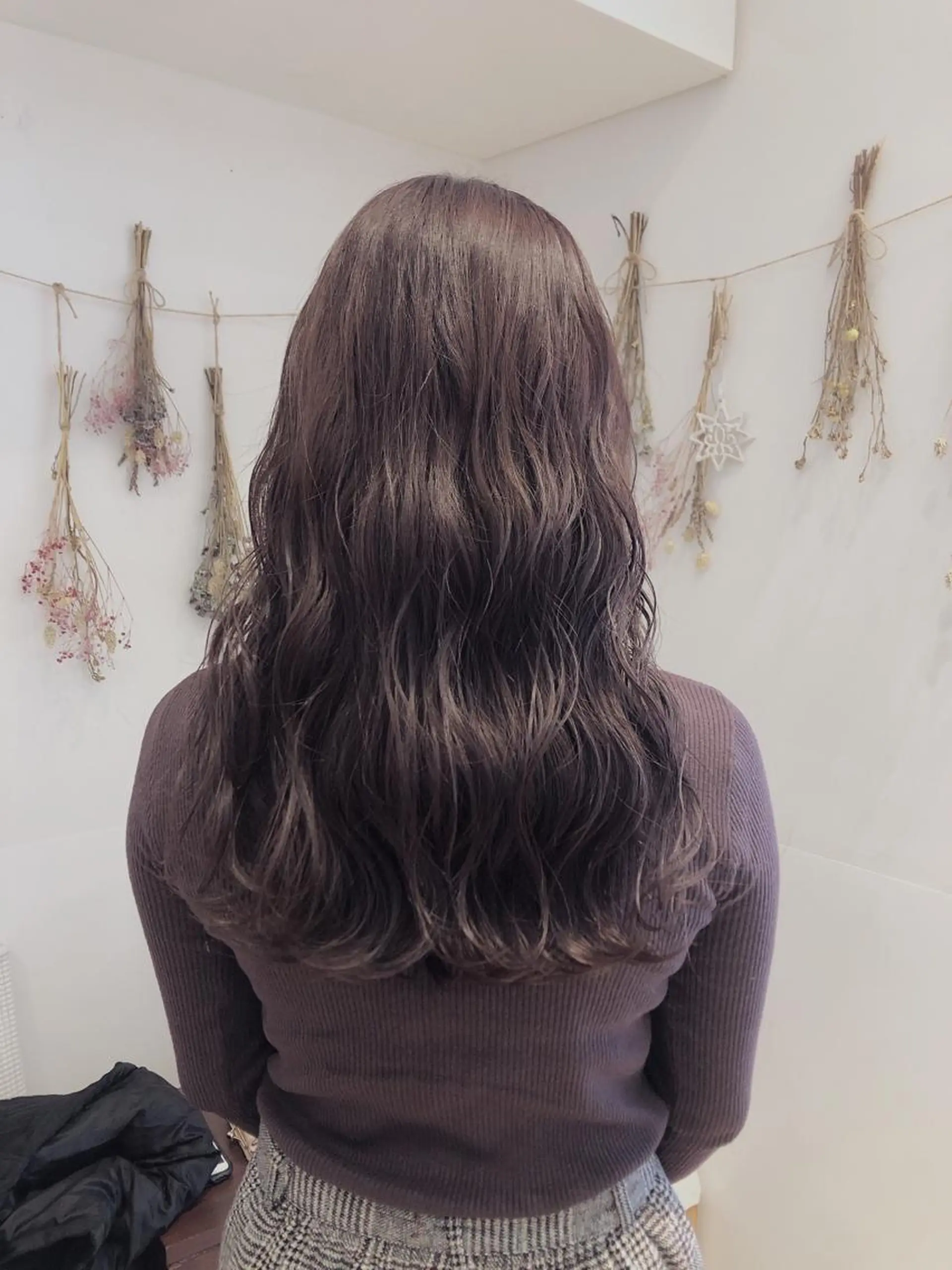 セミロング カラー ベージュカラー パープルカラー はだゆうき @hadadan08のヘアスタイル