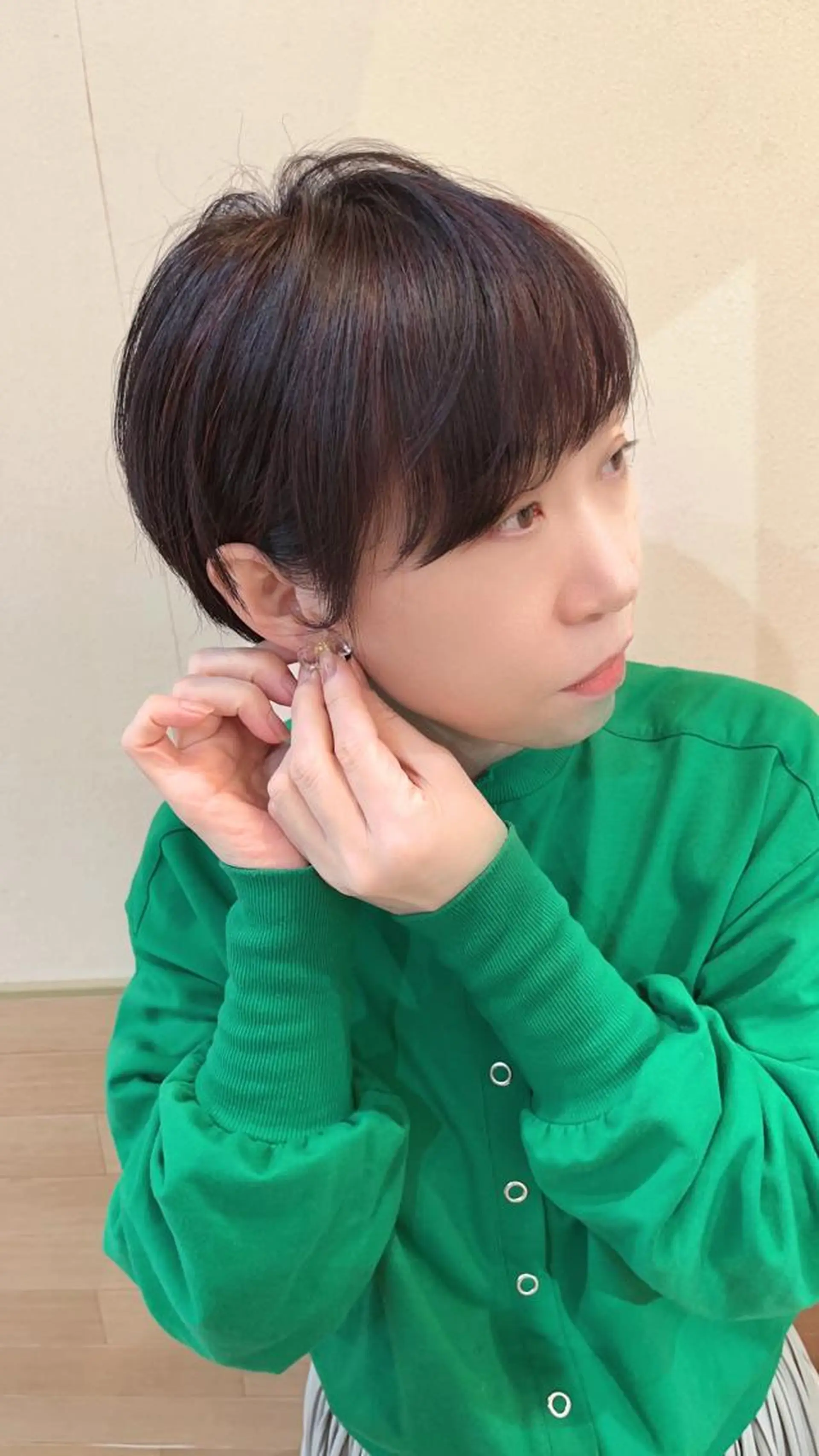 ショート ウスイマイコ カット/ケアカラーのヘアスタイル