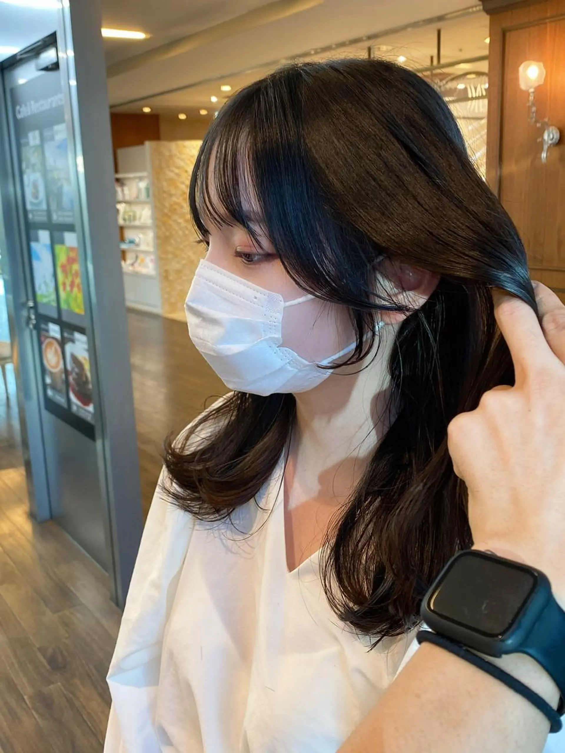 ロング 顔周りカット カット 誰よりも丁寧なカット 🍀小林輝のヘアスタイル