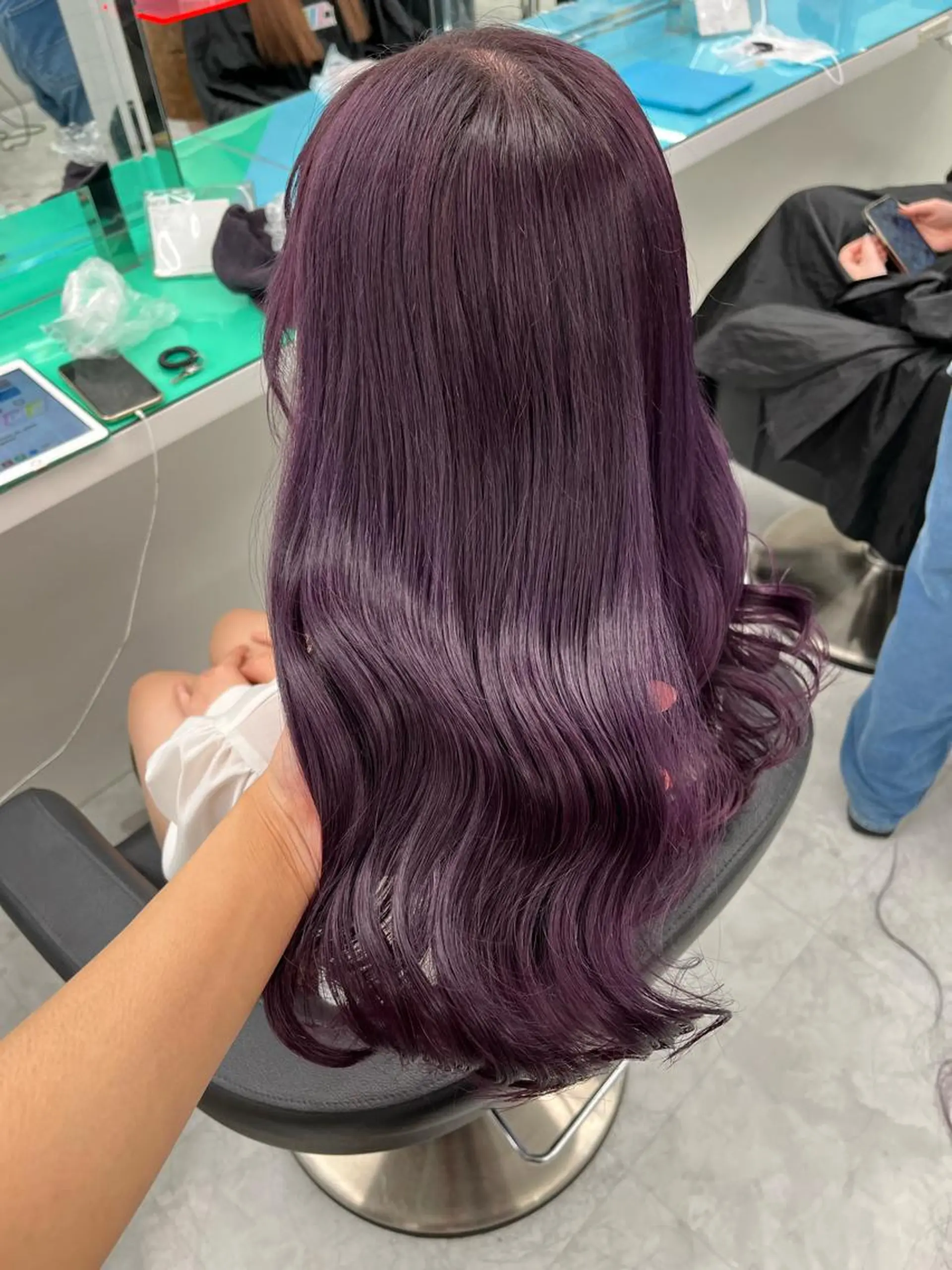 セミロング カラー ヘアカラー ヘアセット ワインレッド 🍒KAHOのヘアスタイル