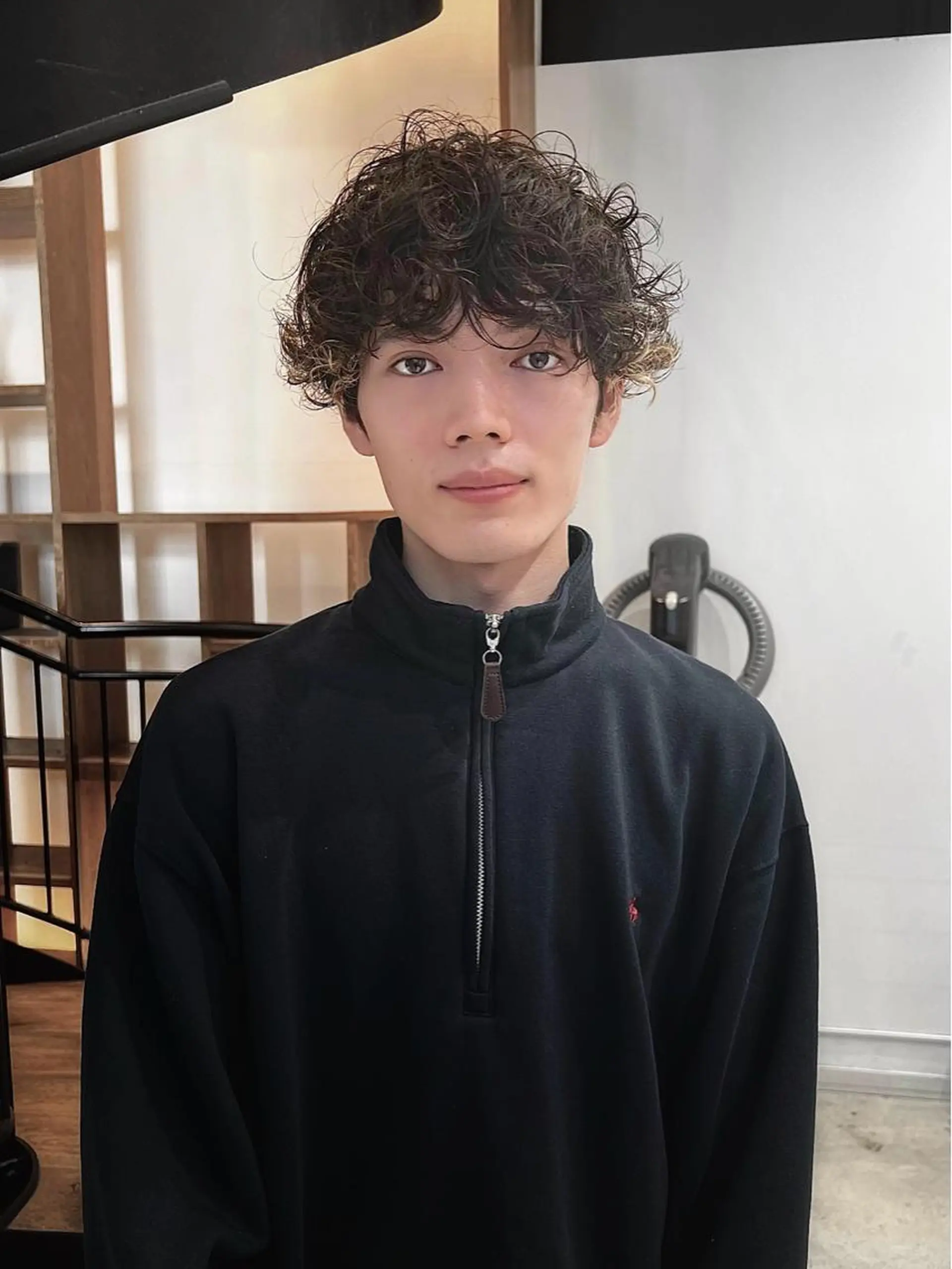 パーマ メンズ メンズパーマ カット パーマ Qin shaire salon 原宿verno店所属・【センターパート】 ETO／江藤翼の眉毛・アイブロウイメージ