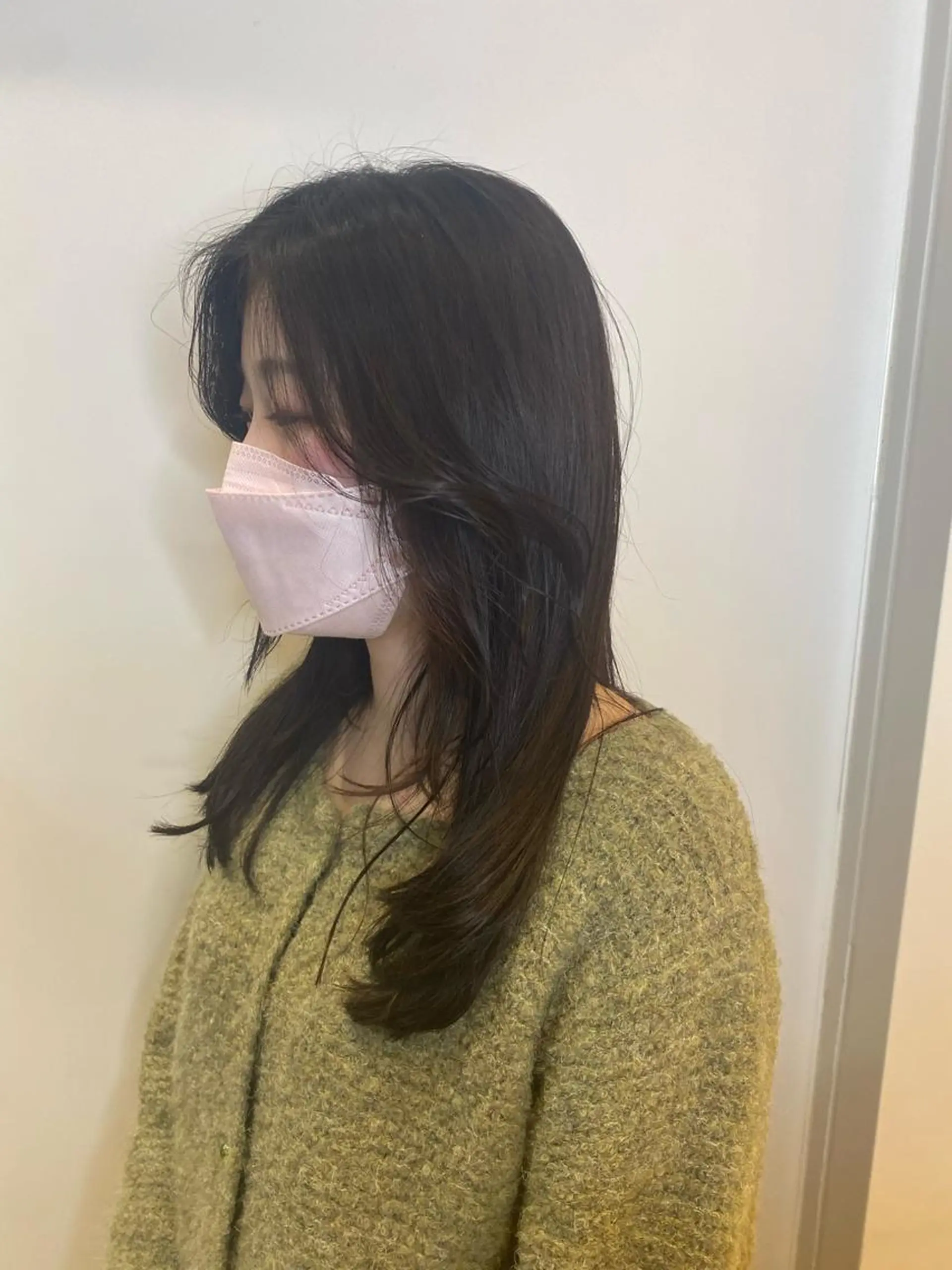 セミロング 韓国風ヘア レイヤーカット カット レイヤー/艶カラー ROKUのヘアスタイル