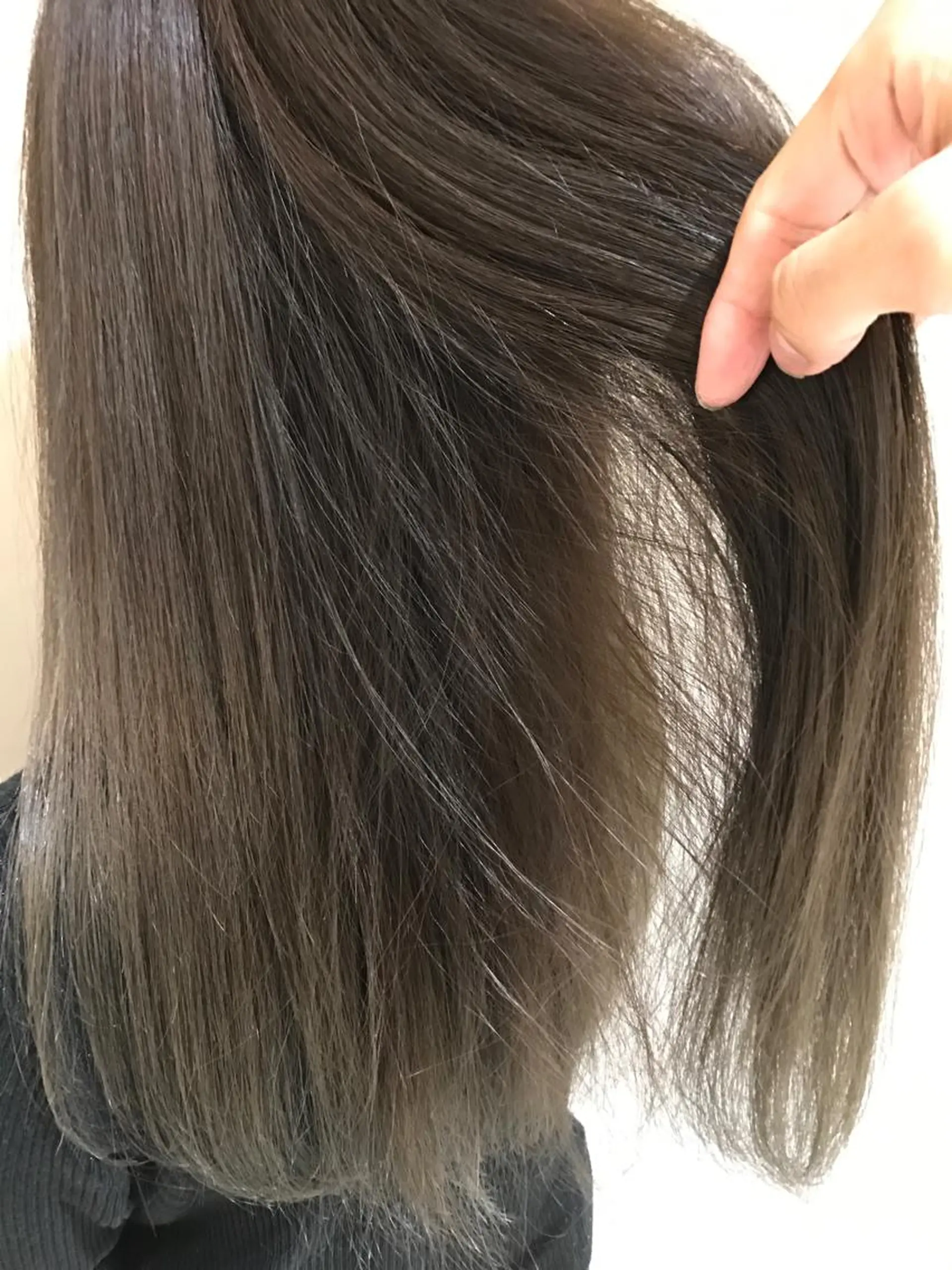 ミディアム カラー filo by　Feria所属・filo   渋谷 Gishiのヘアスタイル