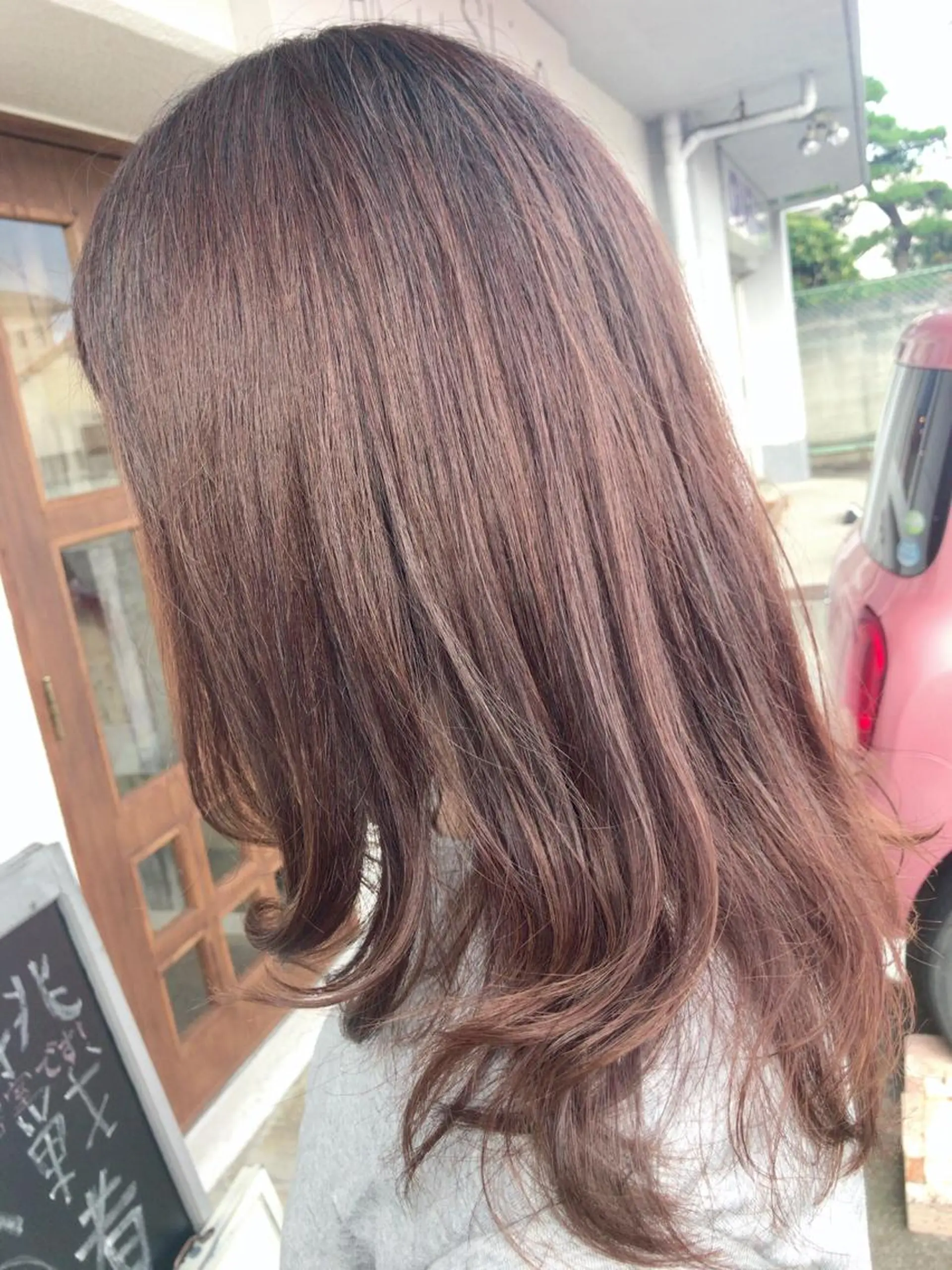 ミディアム カラー デザインカラー レイヤーカット匠 イソザキノリユキのヘアスタイル