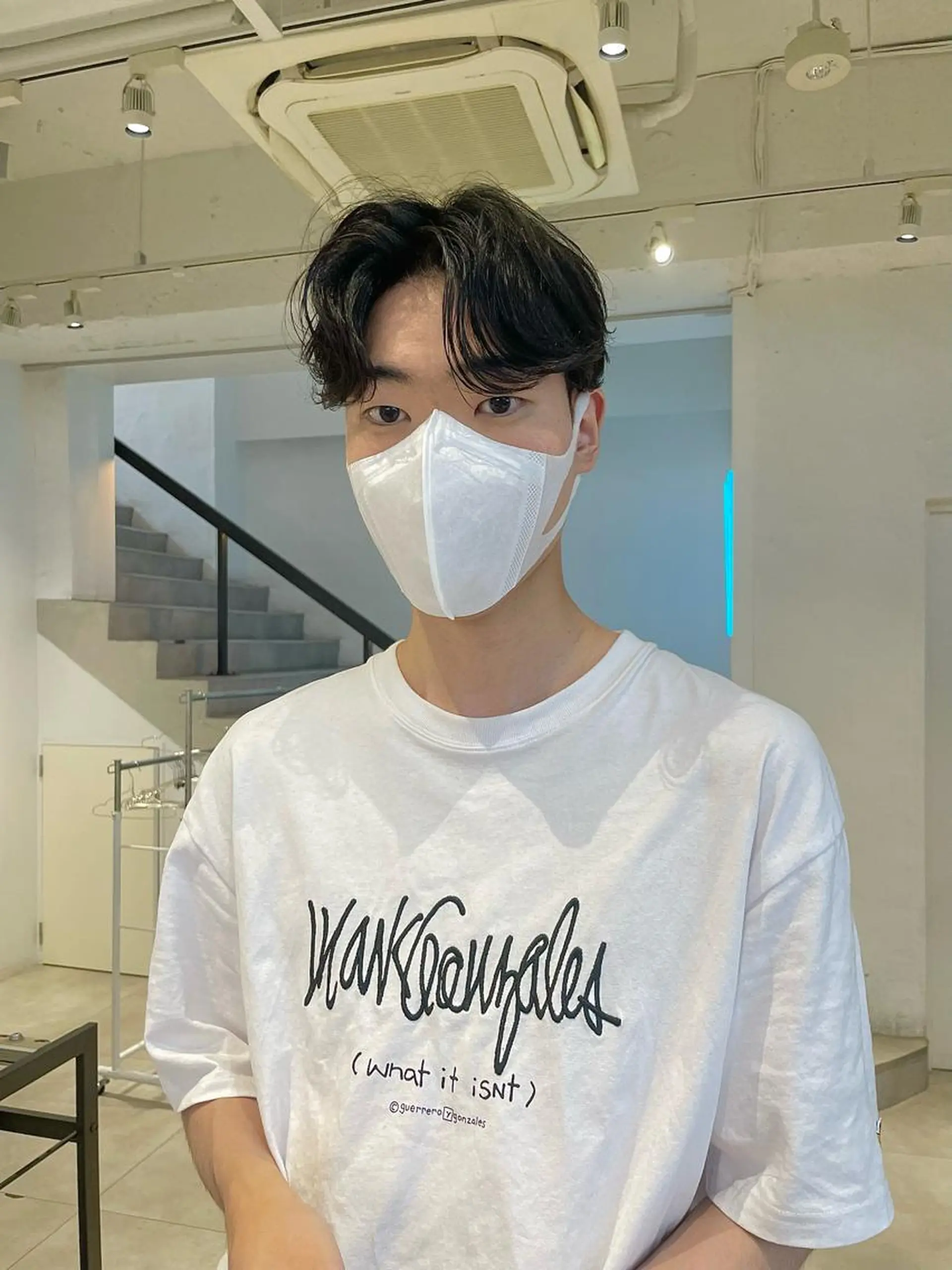 ミディアム パーマ メンズ カット パーマ 🇰🇷カルマパーマ kaito🇰🇷のヘアスタイル