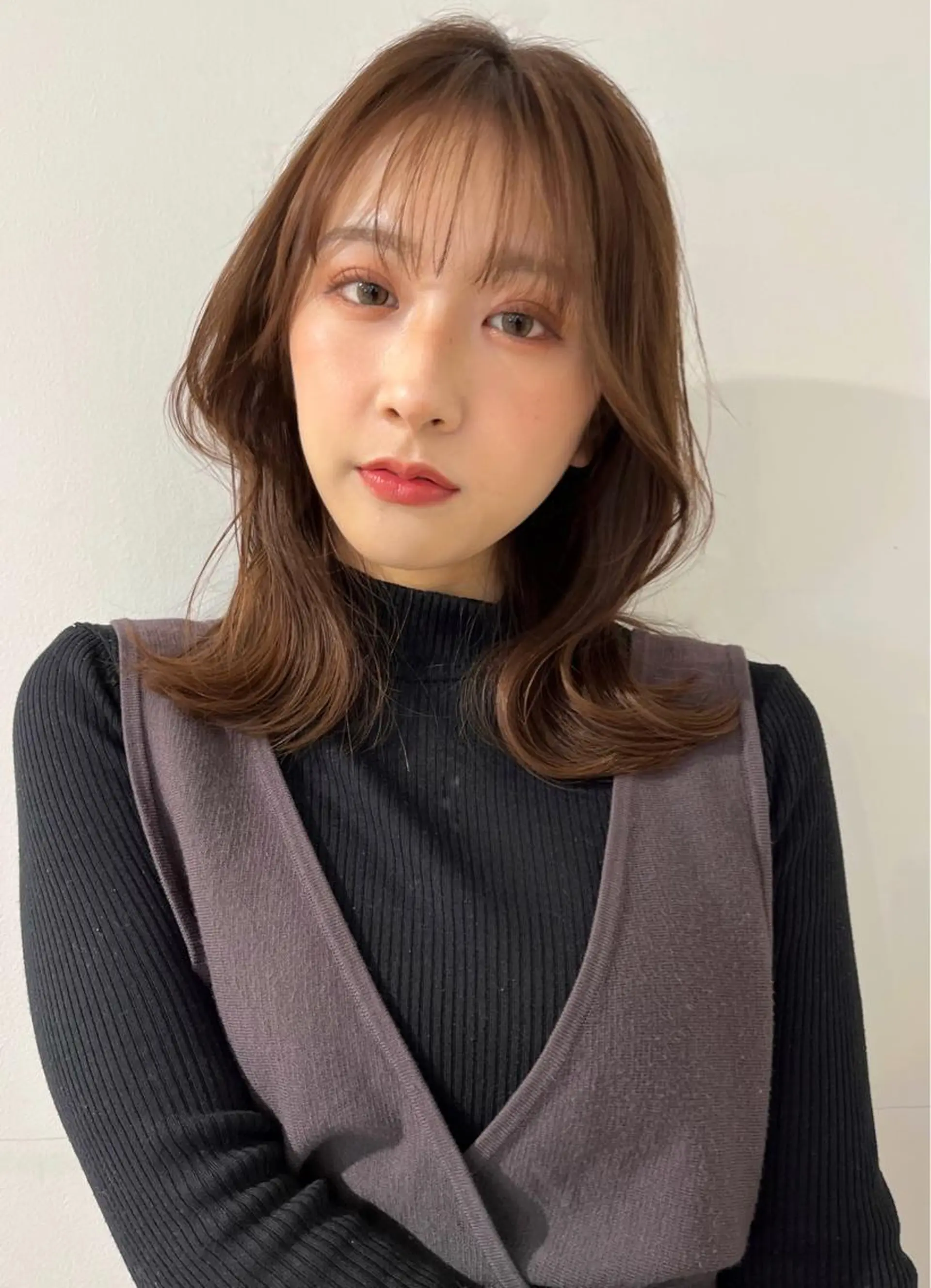 ミディアム カラー アッシュ アッシュブラウン ブラウンカラー モカブラウン ピンクカラー 【韓国ヘア×透明感 カラー】笹谷 莉未のヘアスタイル