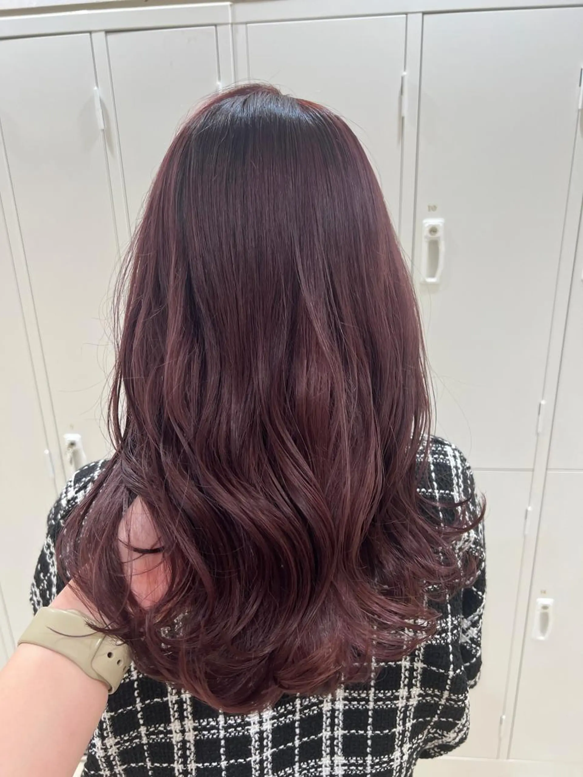 セミロング カット ヘアカラー トリートメント ヘッドスパ mina .のヘアスタイル