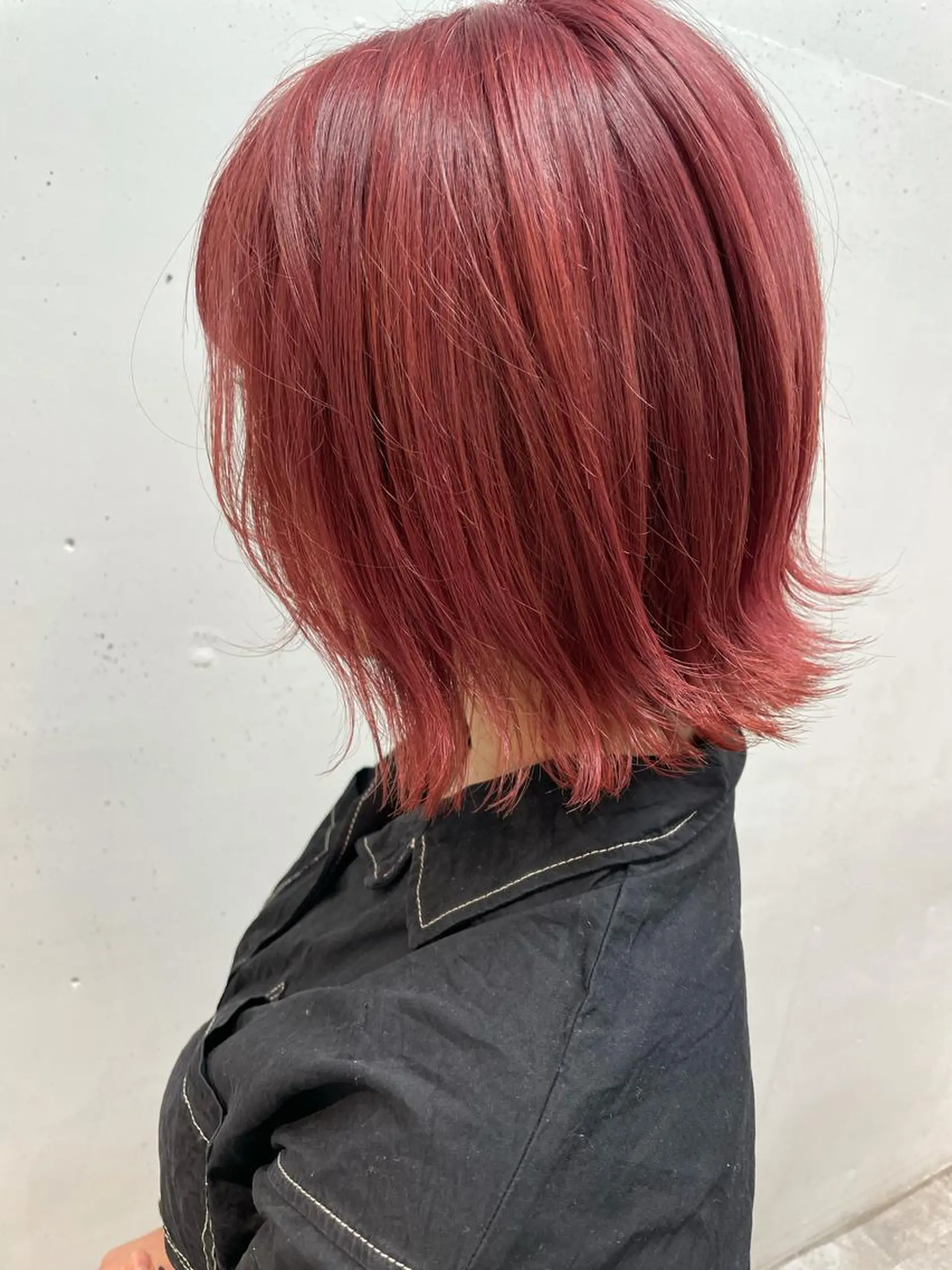 ミディアム カラー ブリーチ ピンクカラー カット ヘアカラー A/LEE所属・久保田 千尋のヘアスタイル