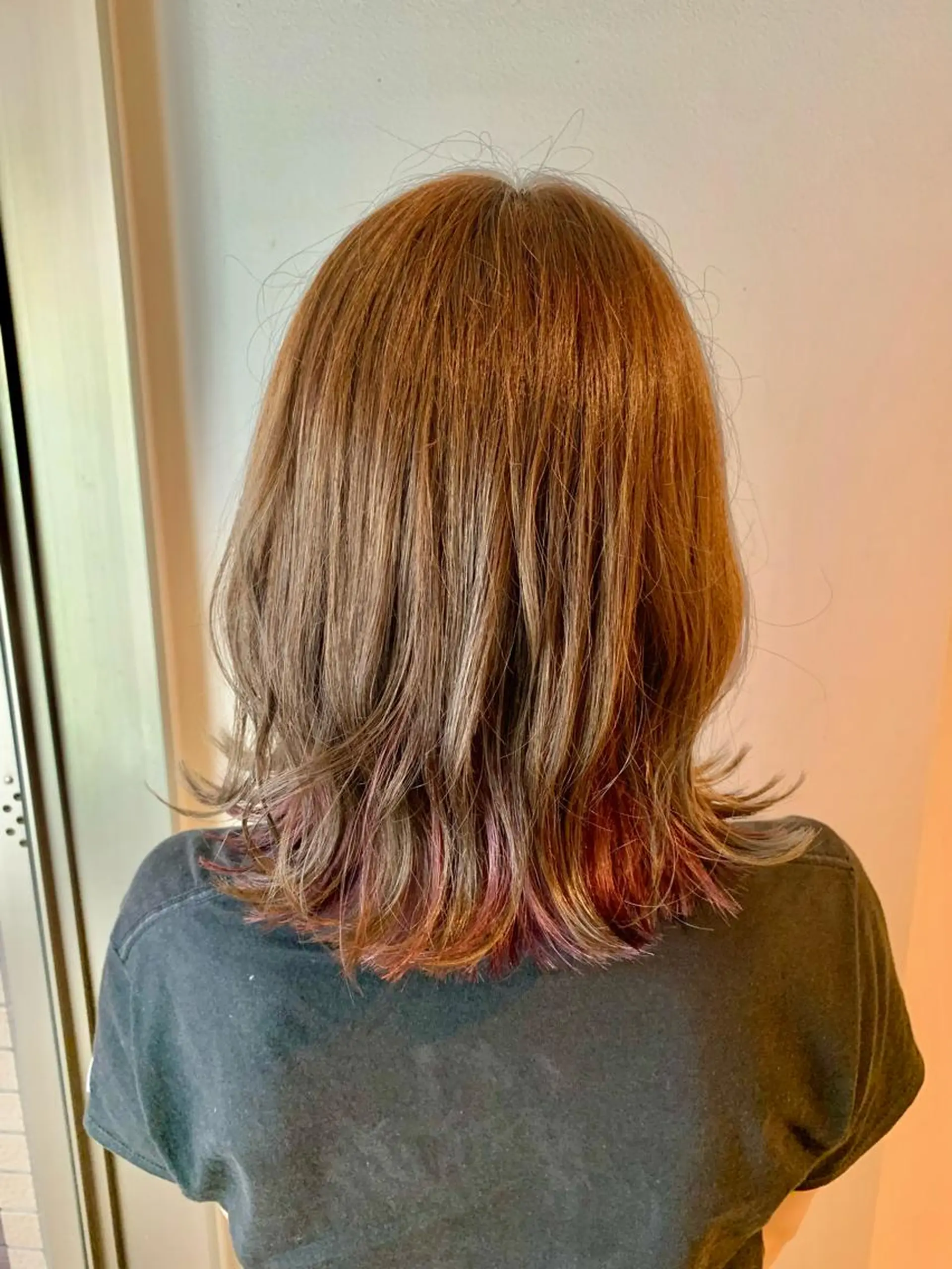 ミディアム カラー うしだ かおるのヘアスタイル