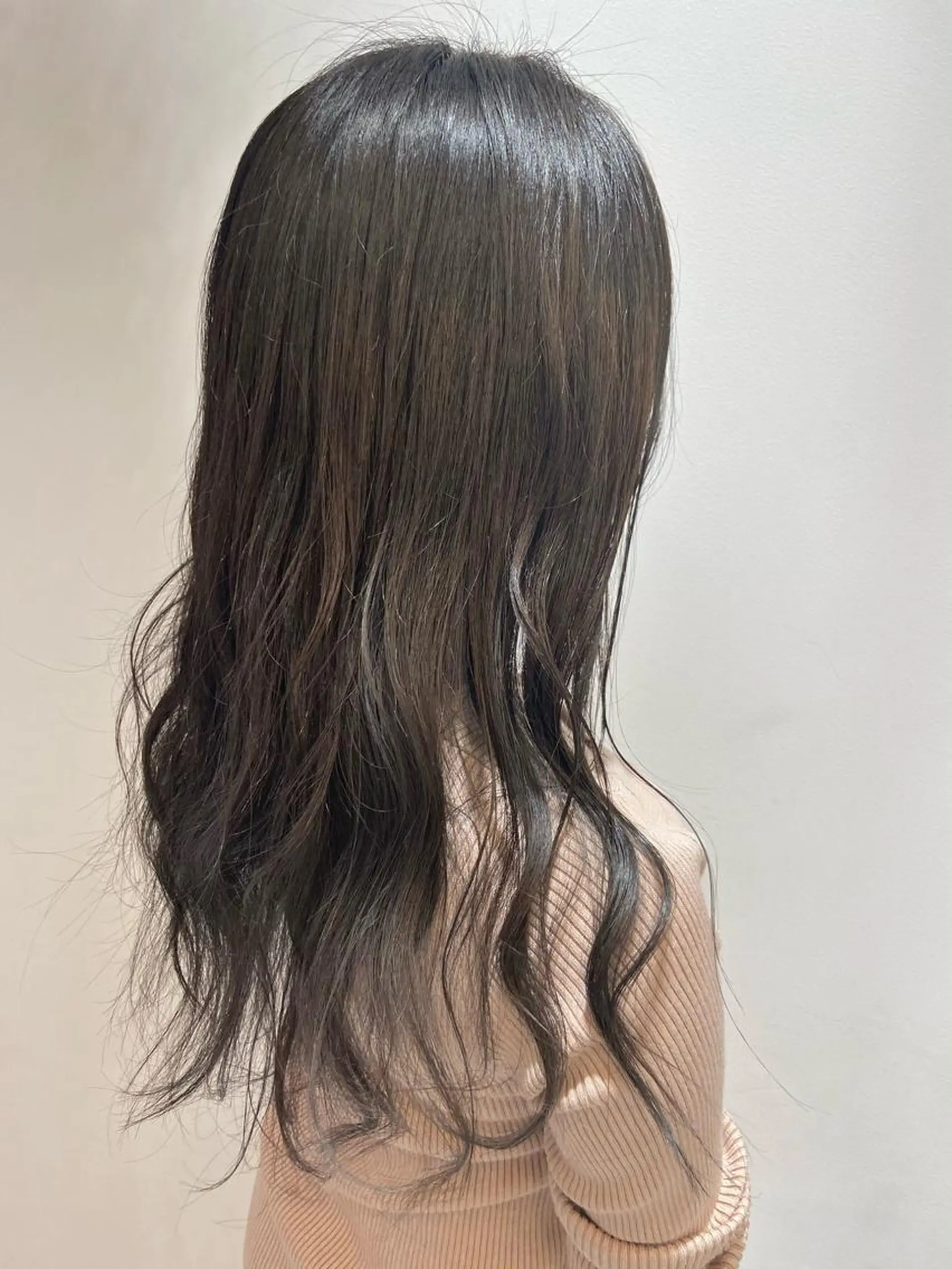 セミロング カラー カット ヘアカラー トリートメント 🐺ウルフ/レイヤー 似合わせ‎🤍沙羅のヘアスタイル