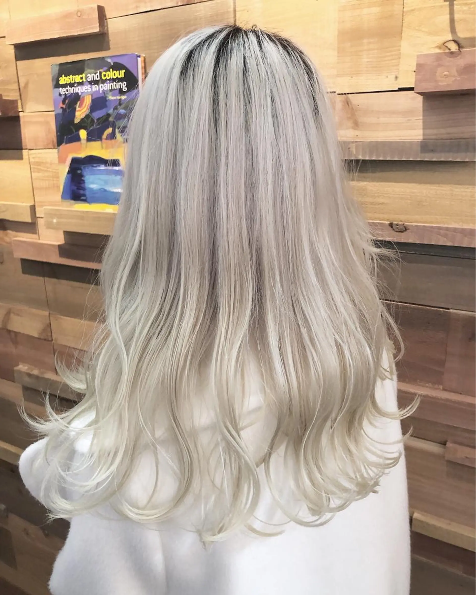 ミディアム カラー ヘアアレンジ ブリーチ ヘアカラー トリートメント 遠藤 拓馬のヘアスタイル