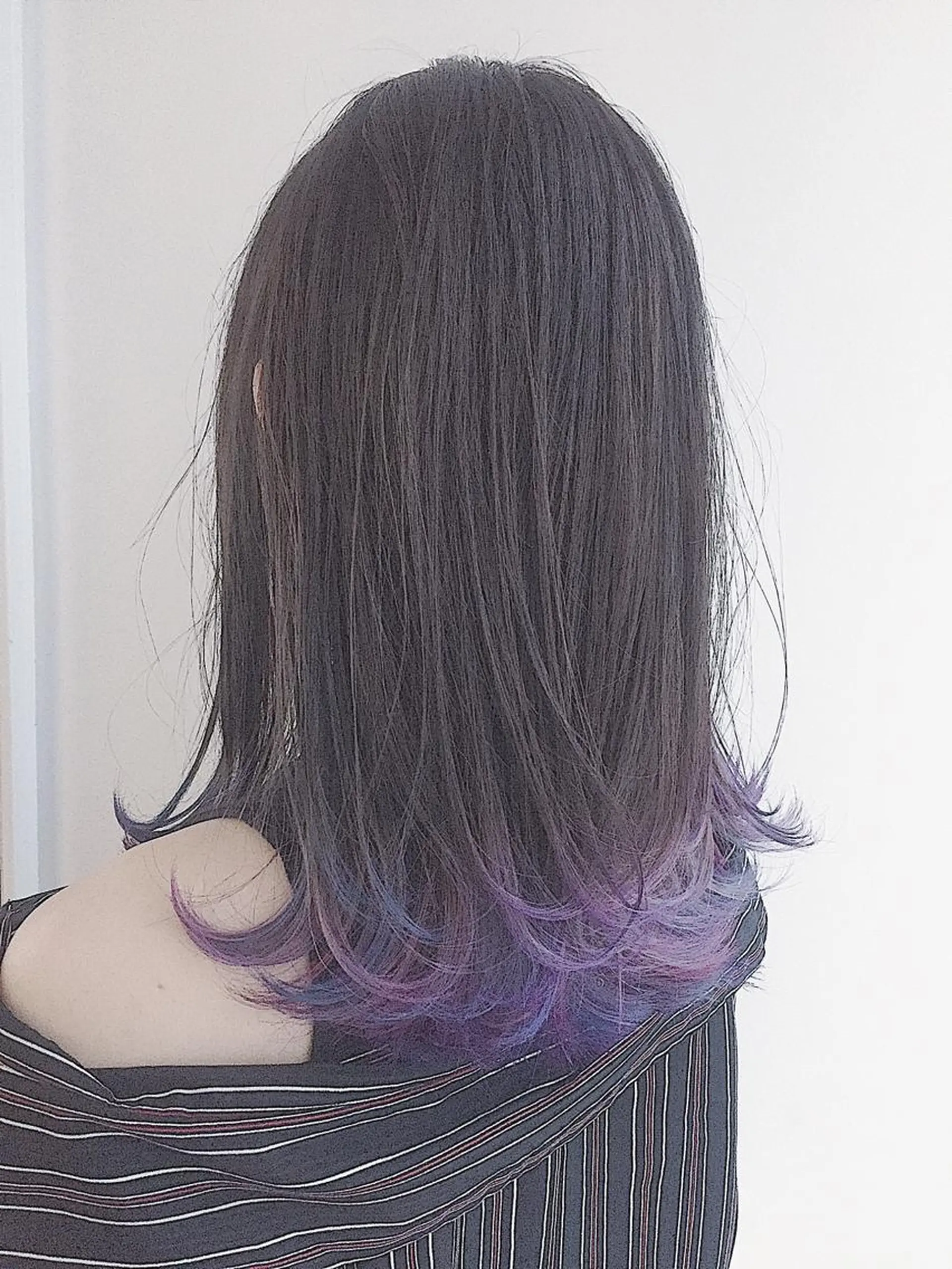 ミディアム カラー パーマ ヘアアレンジ ミディアムパーマ アディクシーカラー ブリーチ ケアブリーチ ケアカラー ✨ハイクオリティ✨ 山本香也のヘアスタイル