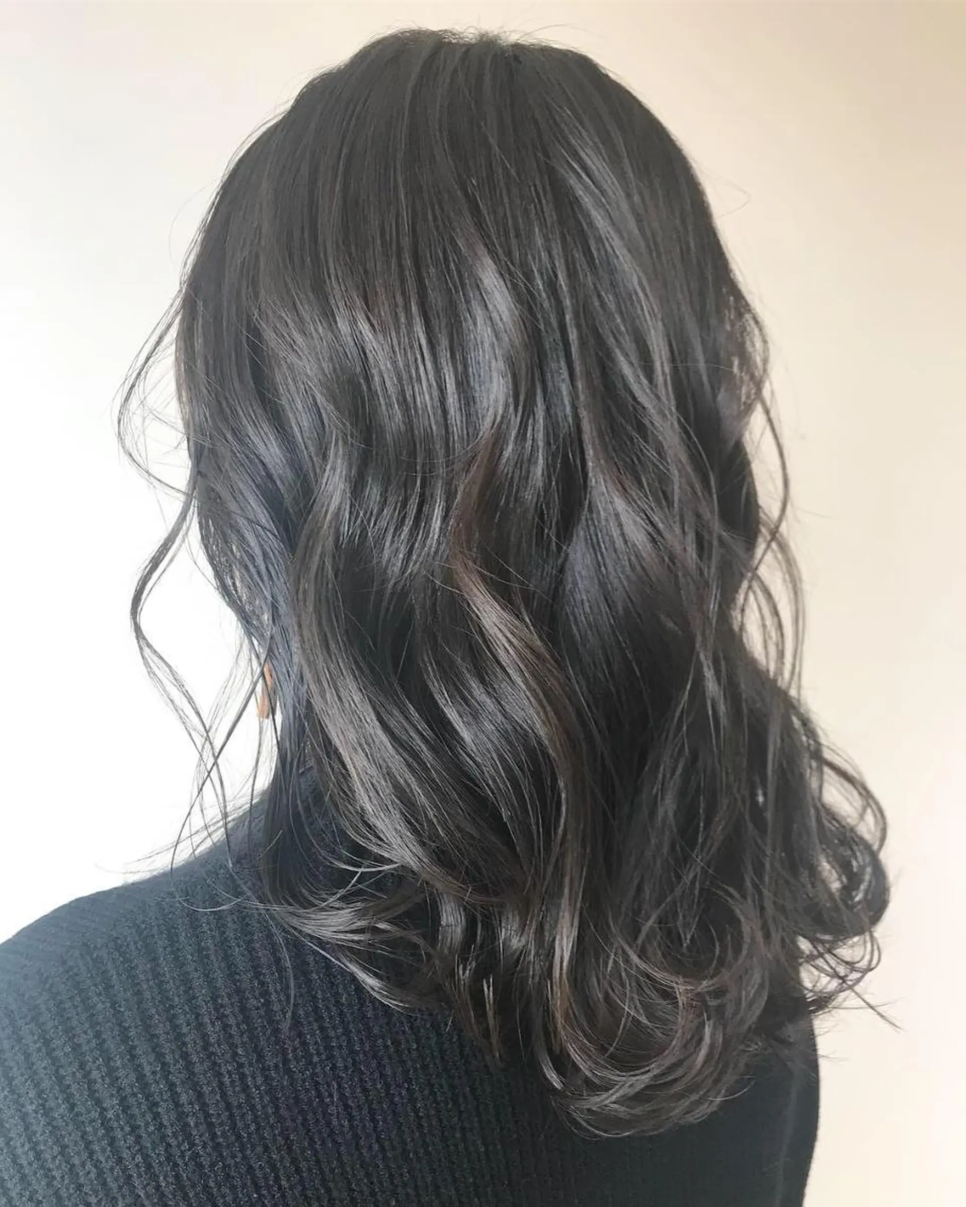 カラー デザインカラー Lienのヘアスタイル