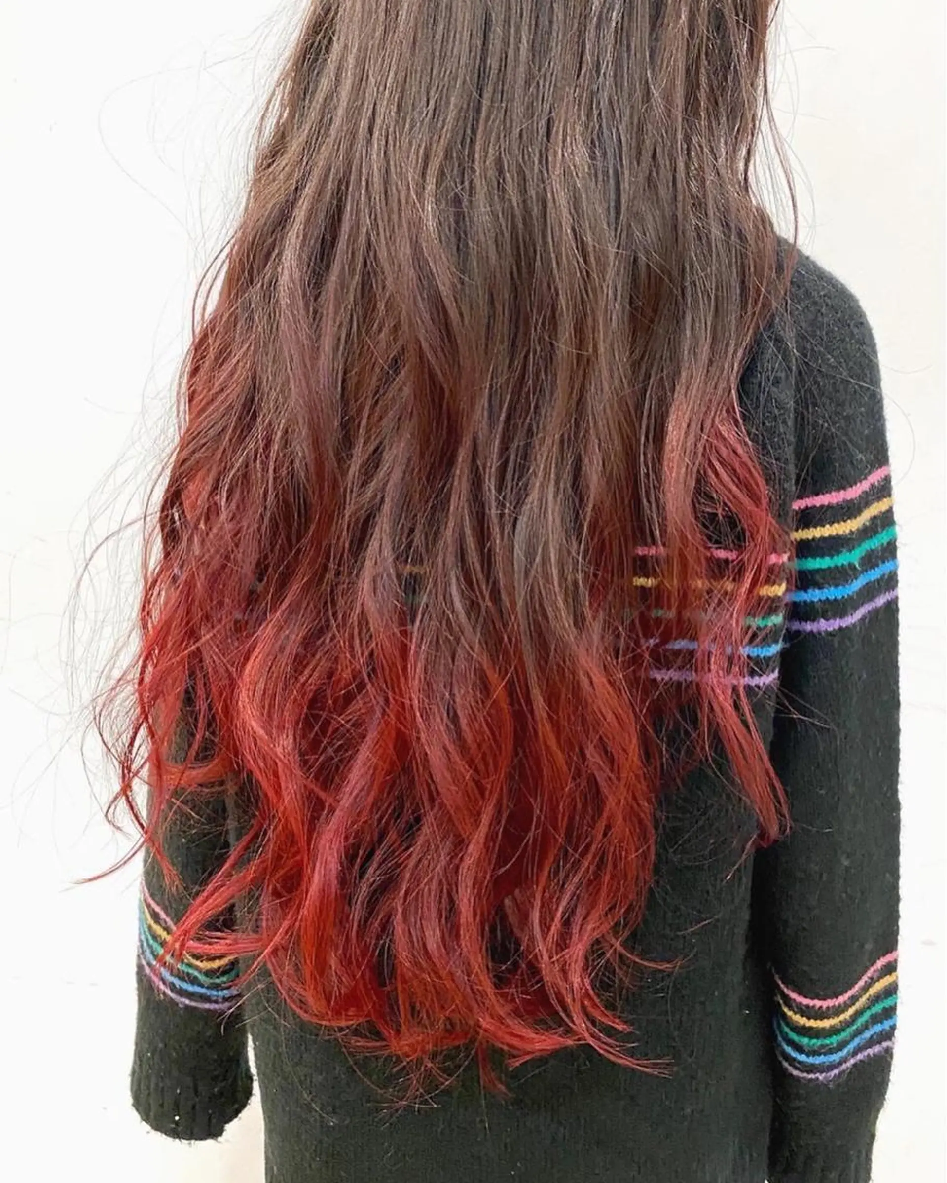 ロング カラー ヘアアレンジ ブリーチ ブラウンカラー ピンクカラー ピンクブラウン 高橋胡桃🪽 ディレクターのヘアスタイル