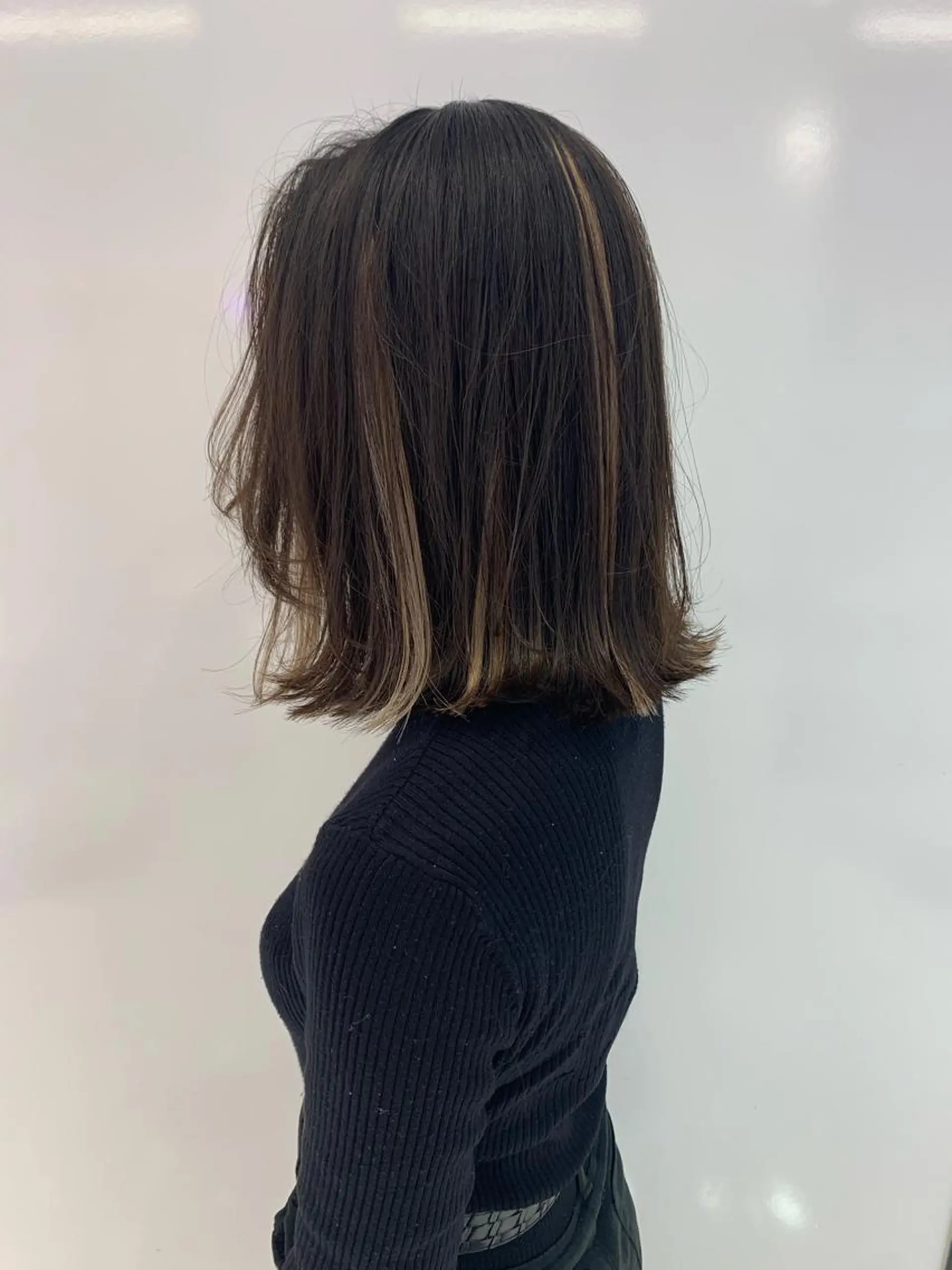 ミディアム ハッシュカット/ハイ トーン/MANAMIのヘアスタイル