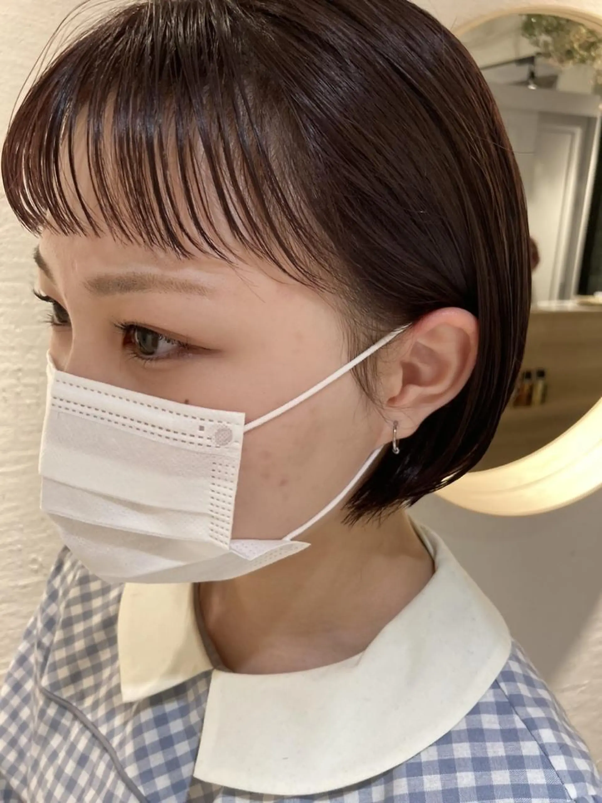 ショート カラー ヘアアレンジ アッシュ ミストバング ベージュカラー 黒髪 ブリーチ maoブリーチ無し 似合わせカラーのヘアスタイル