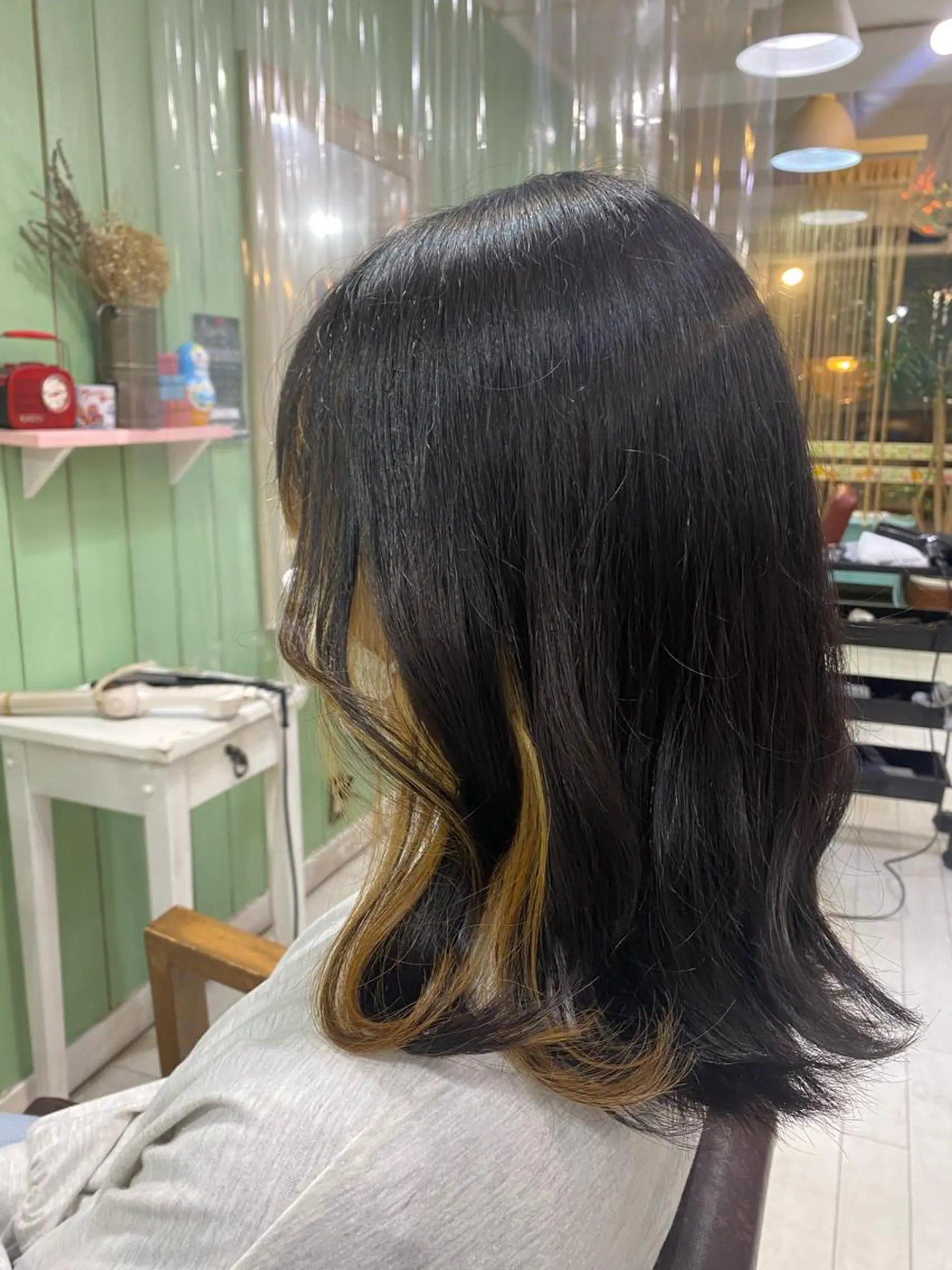 セミロング 🩶西 雪乃/透明感 くすみカラー🫧のヘアスタイル