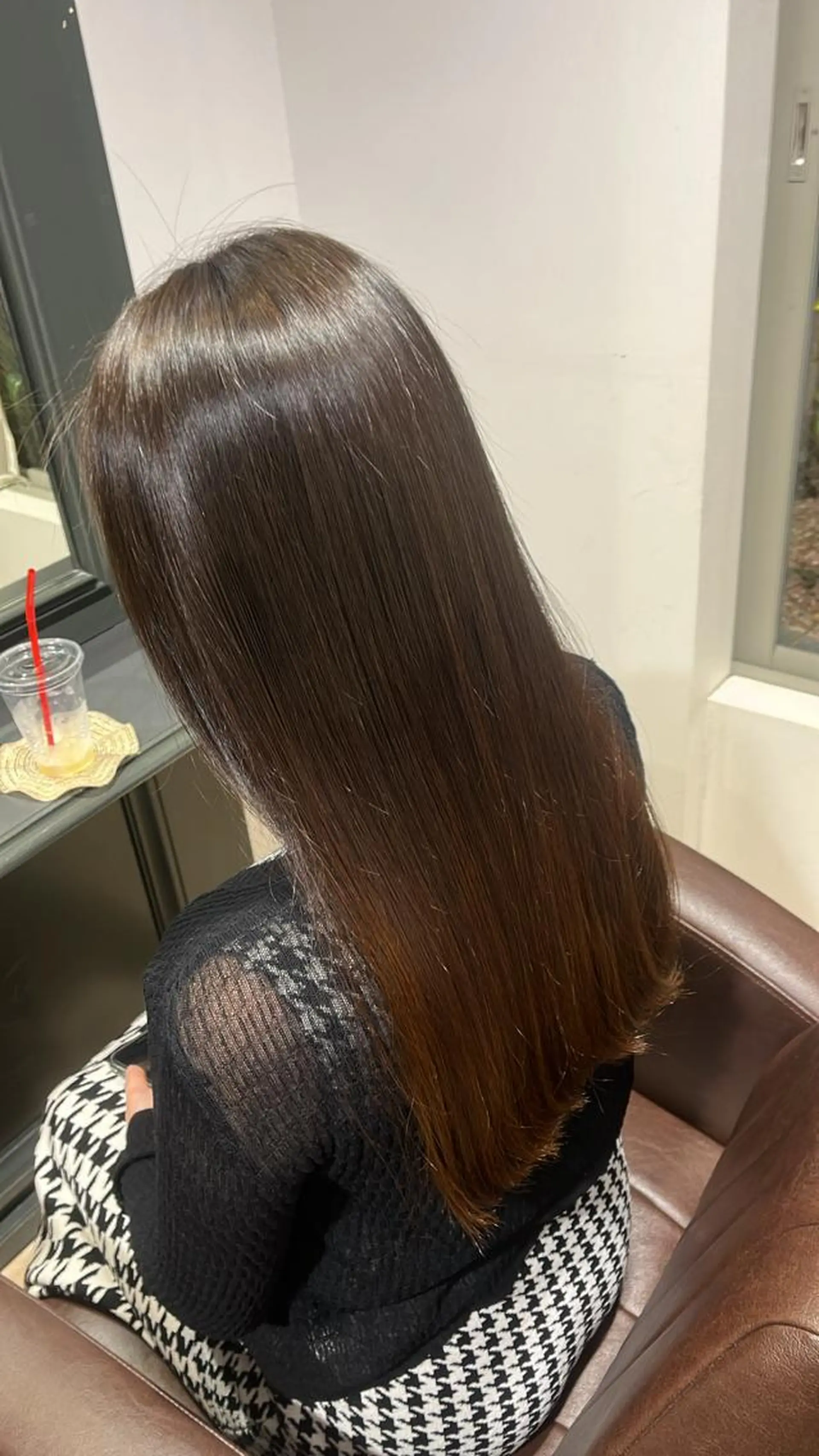 ミディアム 𝗕𝗼𝗻𝗵𝗲𝘂𝗿西梅田所属・ノンダメージ® 稲垣  いおりのヘアスタイル