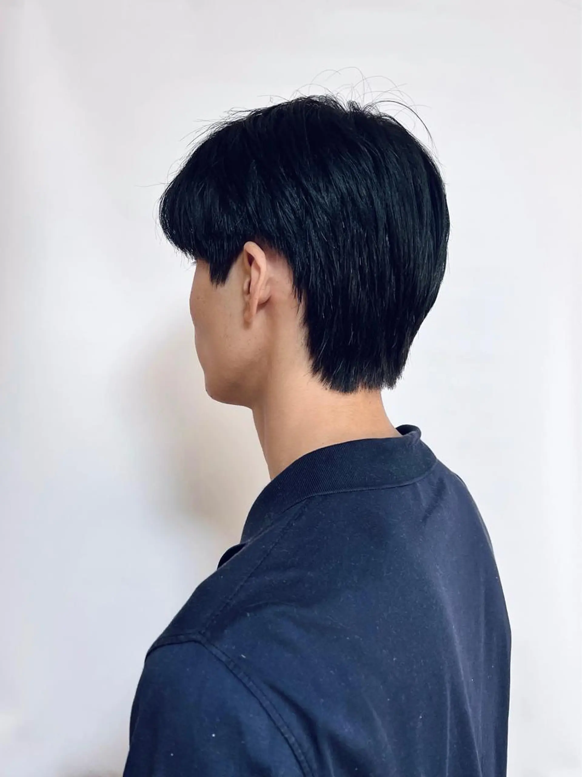 メンズ アイブロウ ダウンパーマ メンズパーマ 眉カット メンズアイブロウ Qin shaire salon 原宿verno店所属・【センターパート】 ETO／江藤翼の眉毛・アイブロウイメージ