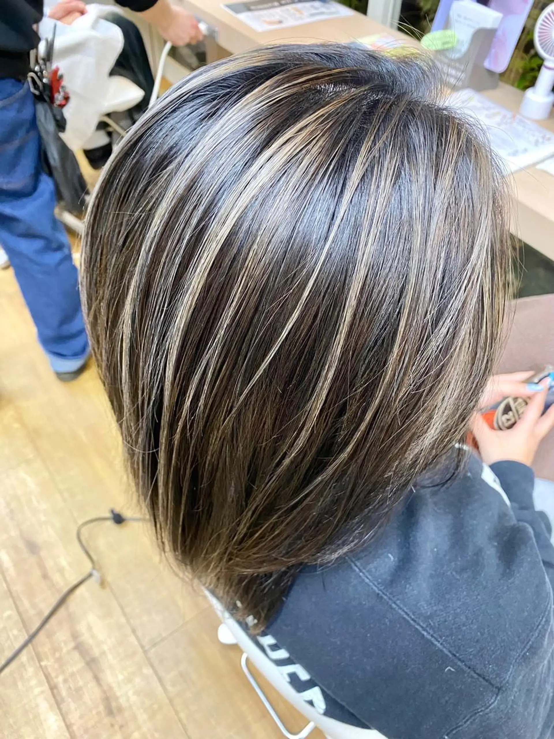 カラー ハイライトカラー ヘアカラー ACCUEILLIR 🦍溝口廉🦍のヘアスタイル