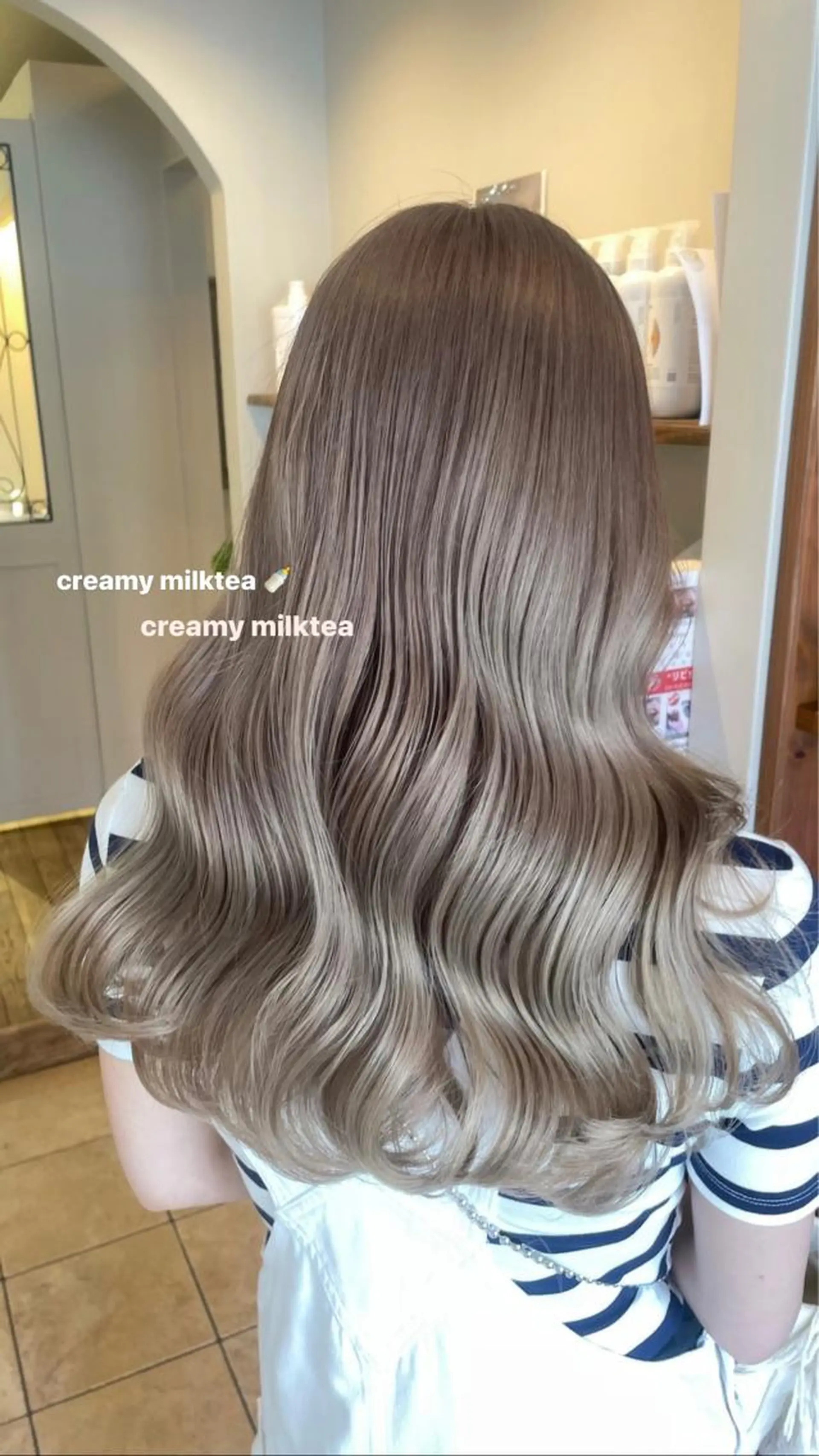 ロング カラー ミルクティー/ SACHIKAのヘアスタイル
