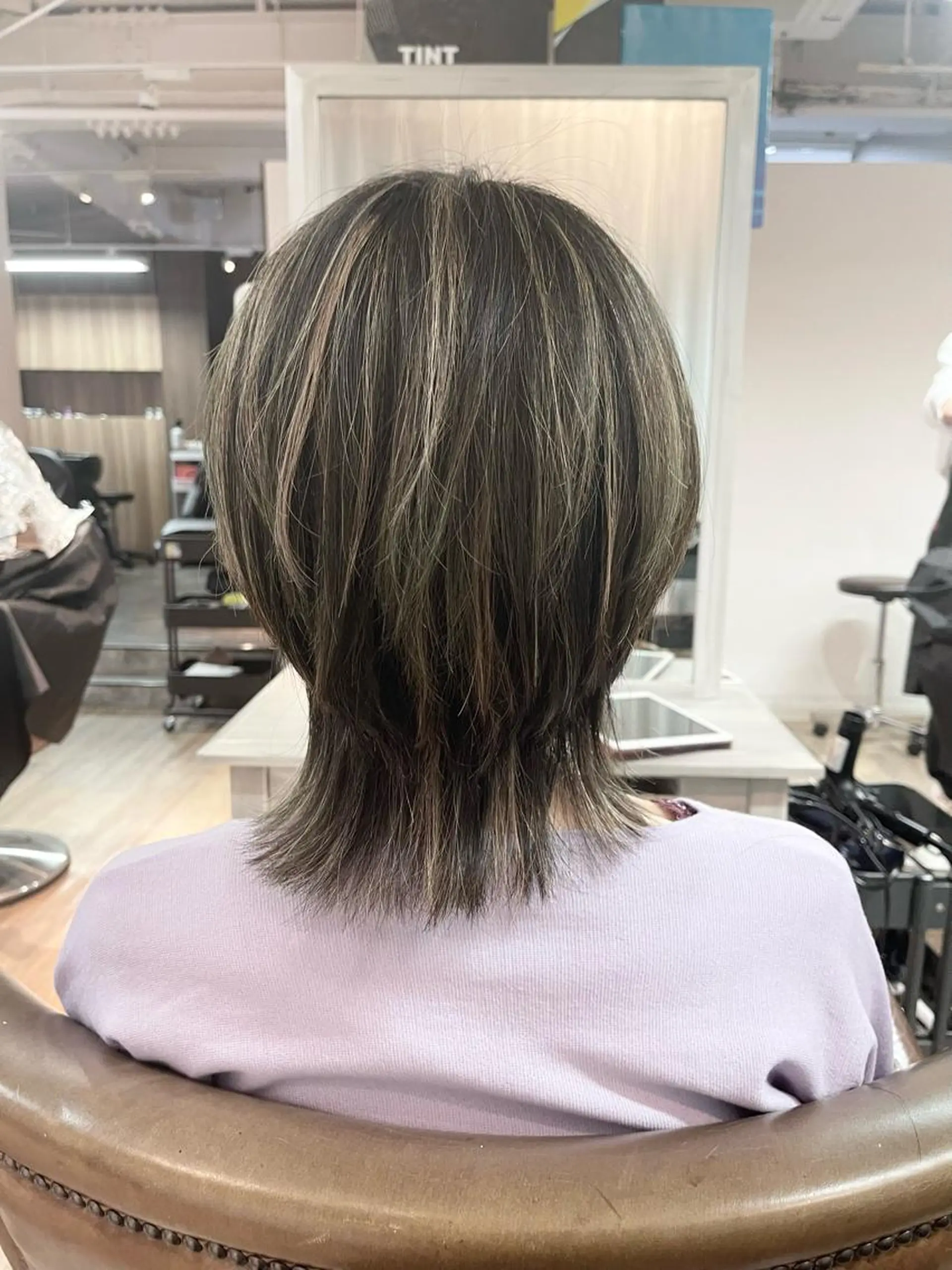 ミディアム ハイライト ウルフカット DALIA(ダリア)所属・艶髪💎美容師 TATSUYAのヘアスタイル