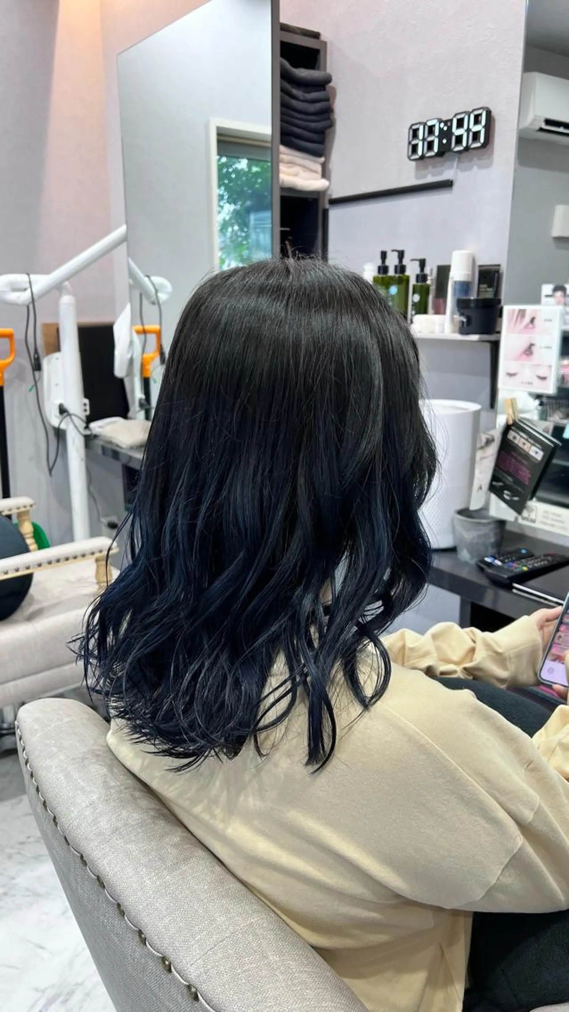 ミディアム ヘアカラー FAVORE 【ファヴォーレ】のヘアスタイル