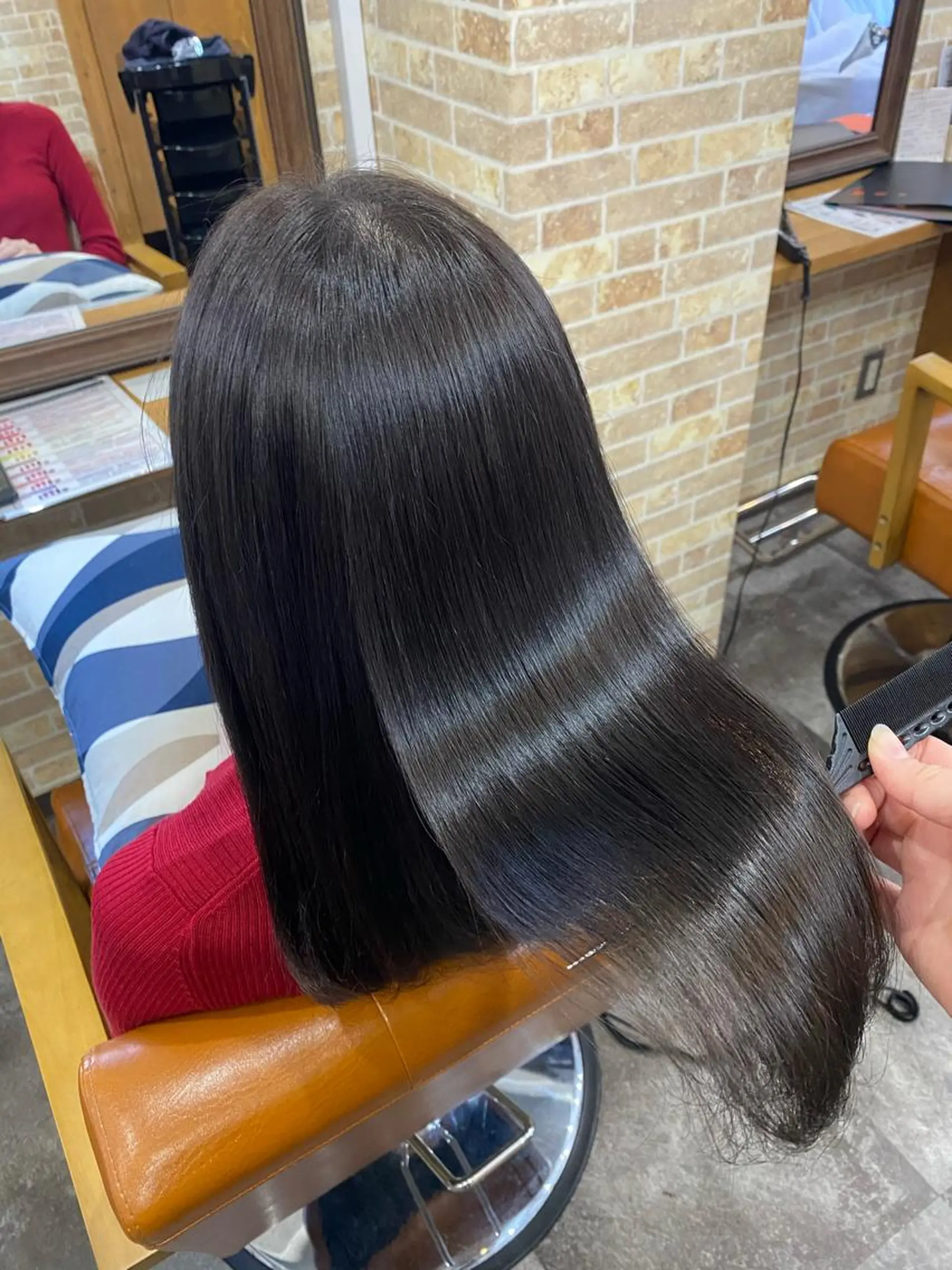 セミロング 美髪ヘア 🤍erikaのヘアスタイル