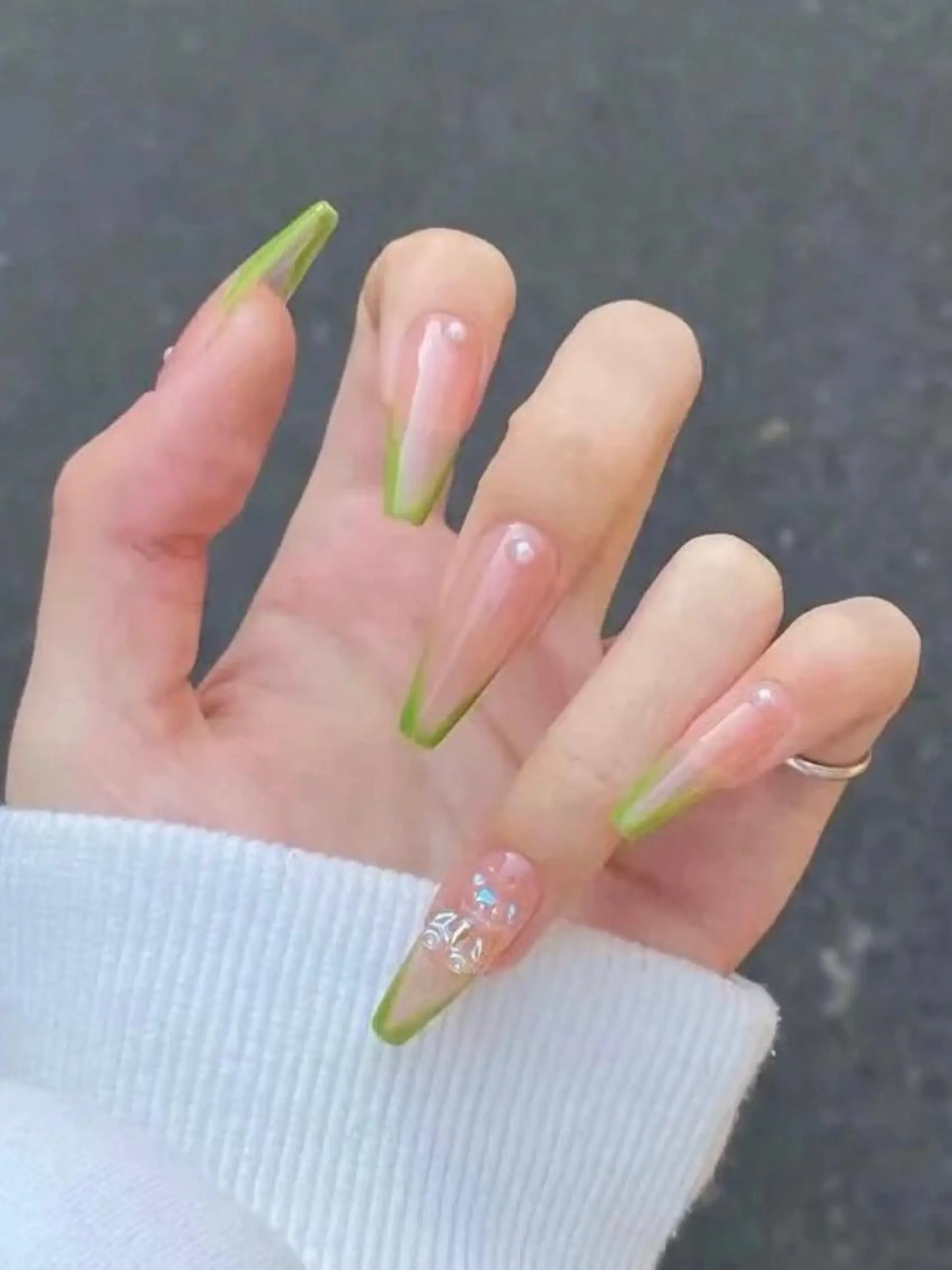 ネイル シーシー ネイルのネイルデザイン