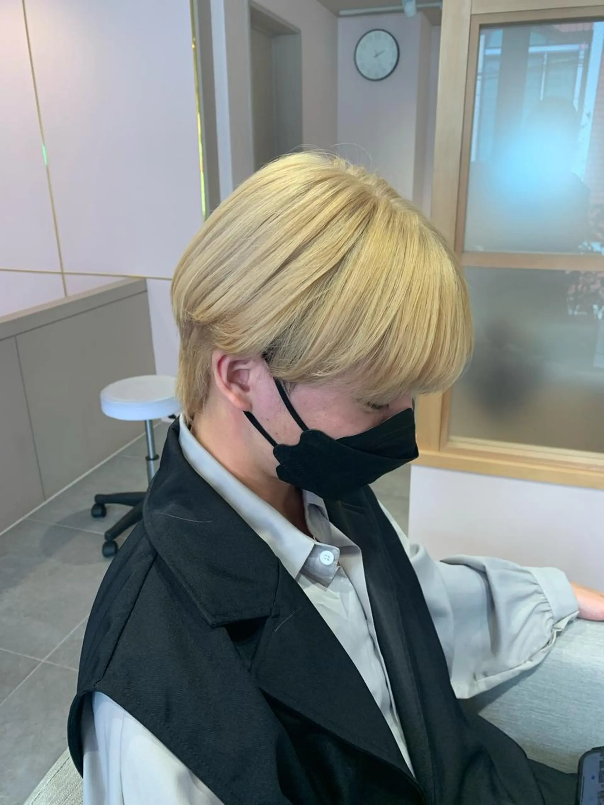 カラー ブロンド ハイトーンカラー rio .のヘアスタイル