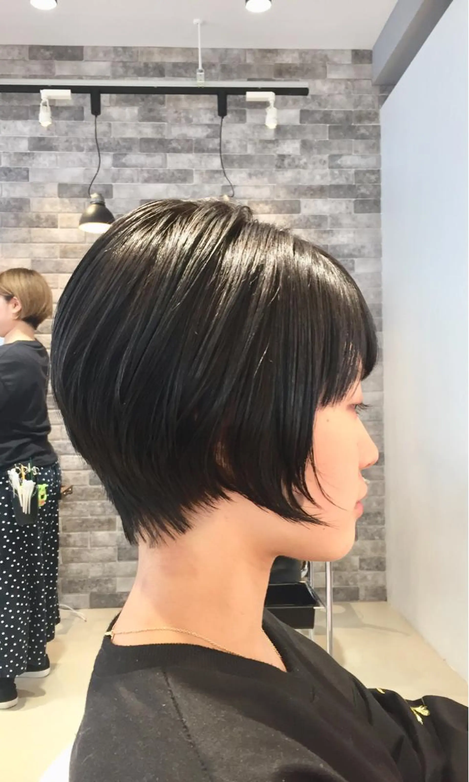 ショート ショートヘア カット ヘアカラー トリートメント 所渉/韓国レイヤー /ウルフカットのヘアスタイル