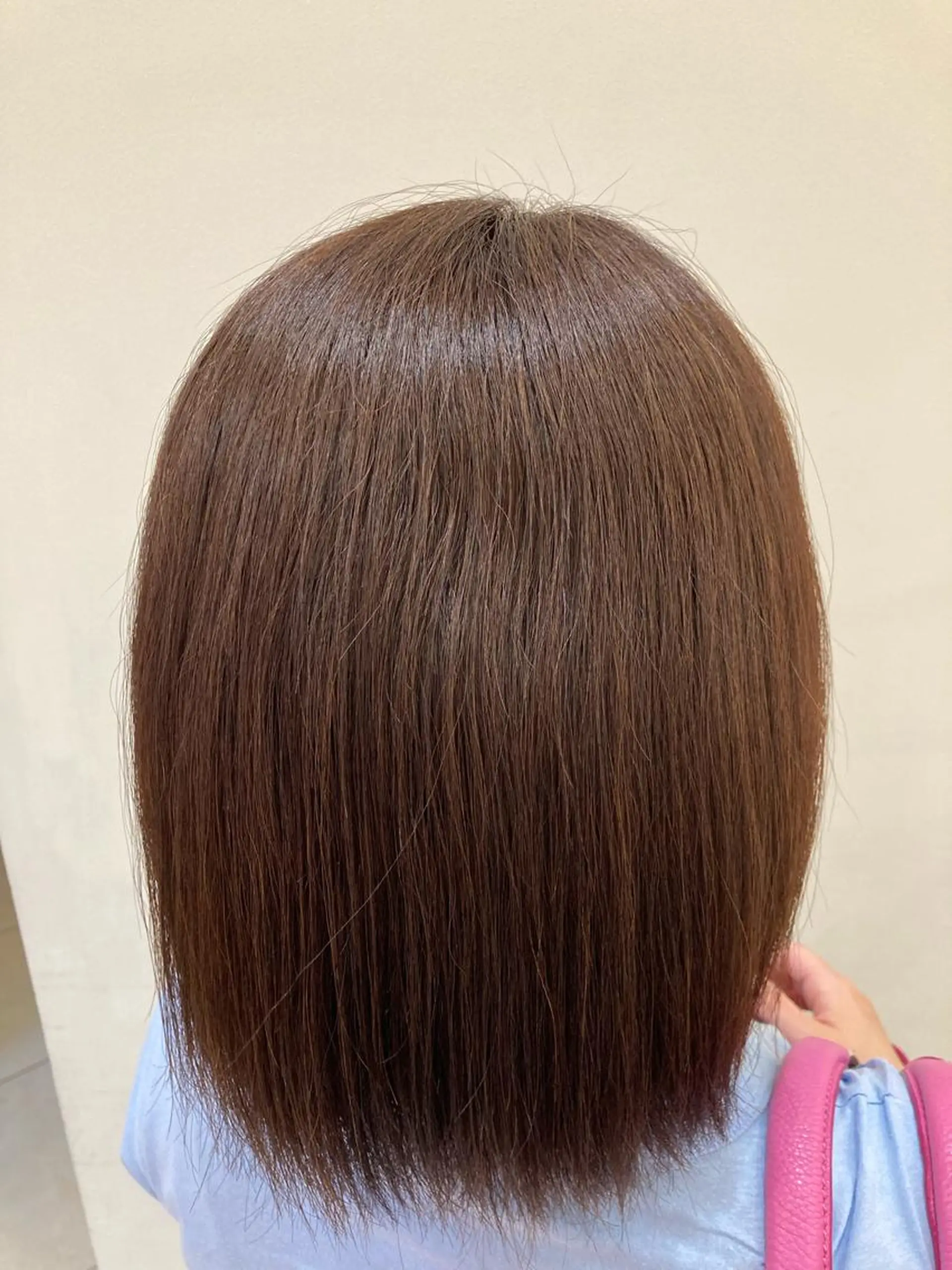 ミディアム カラー ショートカット/ 明千のヘアスタイル