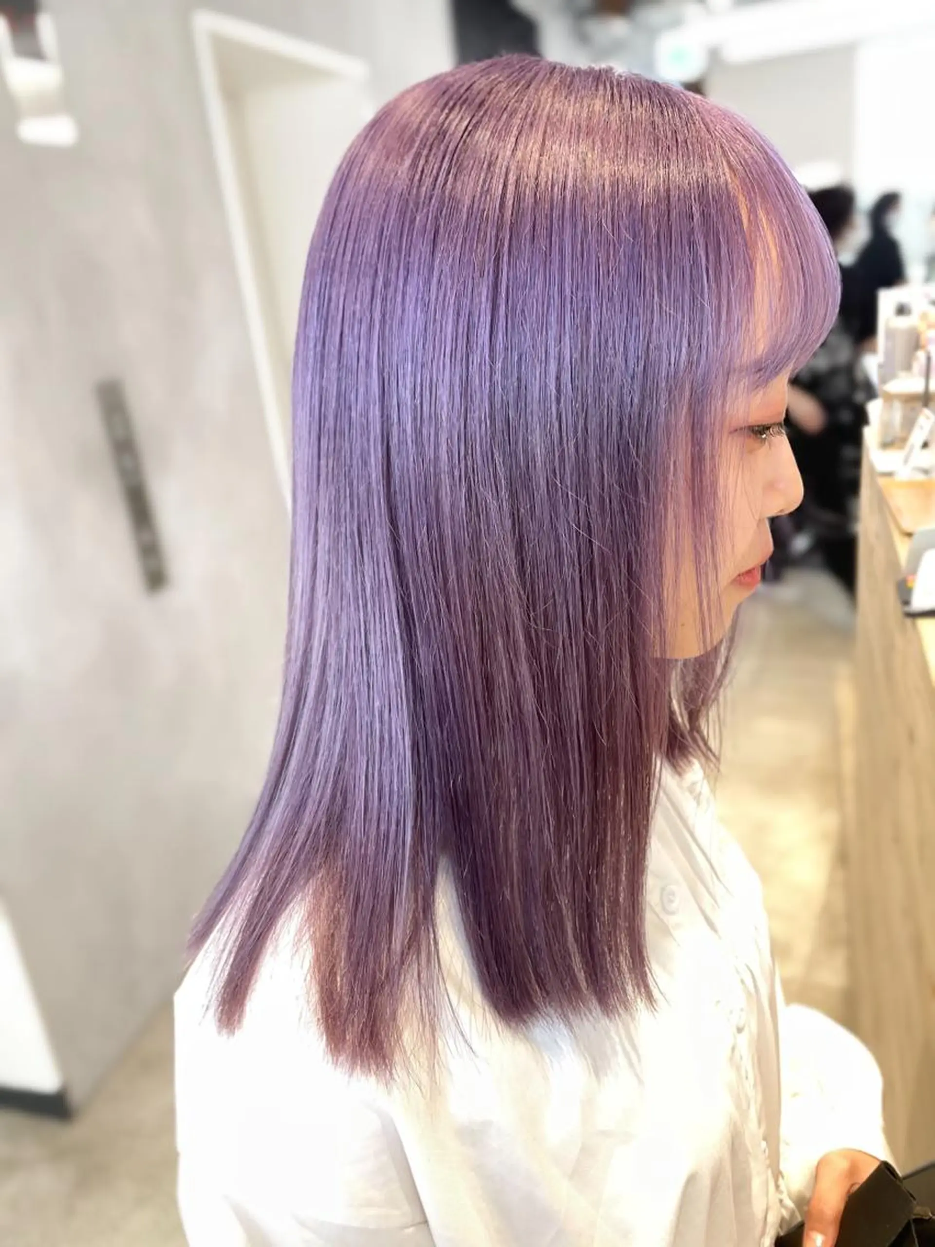 セミロング カラー meme原宿所属・ブロンド・ハイトーン ／遠藤将太のヘアスタイル