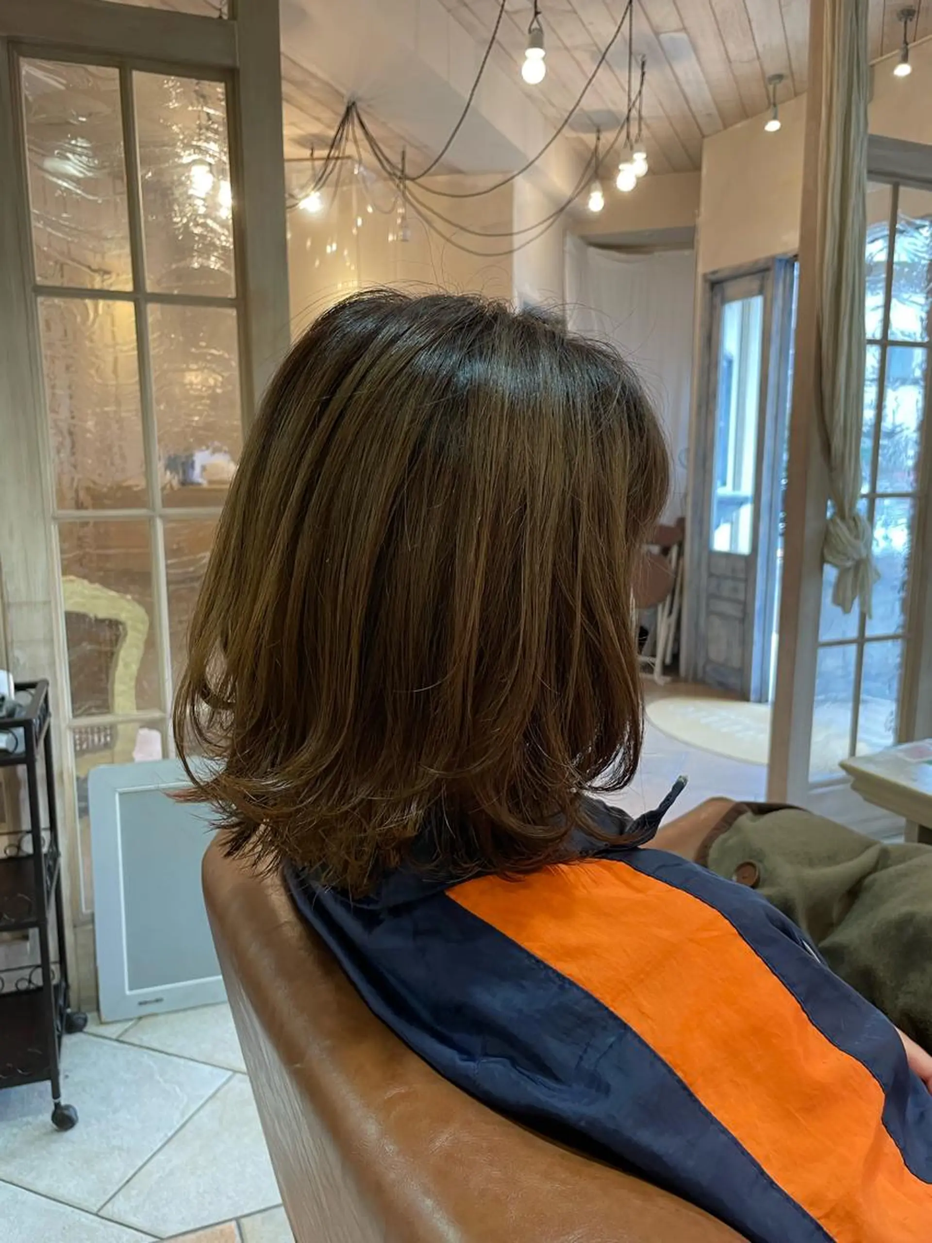 ショート ボブレイヤー ボブ レイヤーカット 外ハネヘア 前平 友慈のヘアスタイル