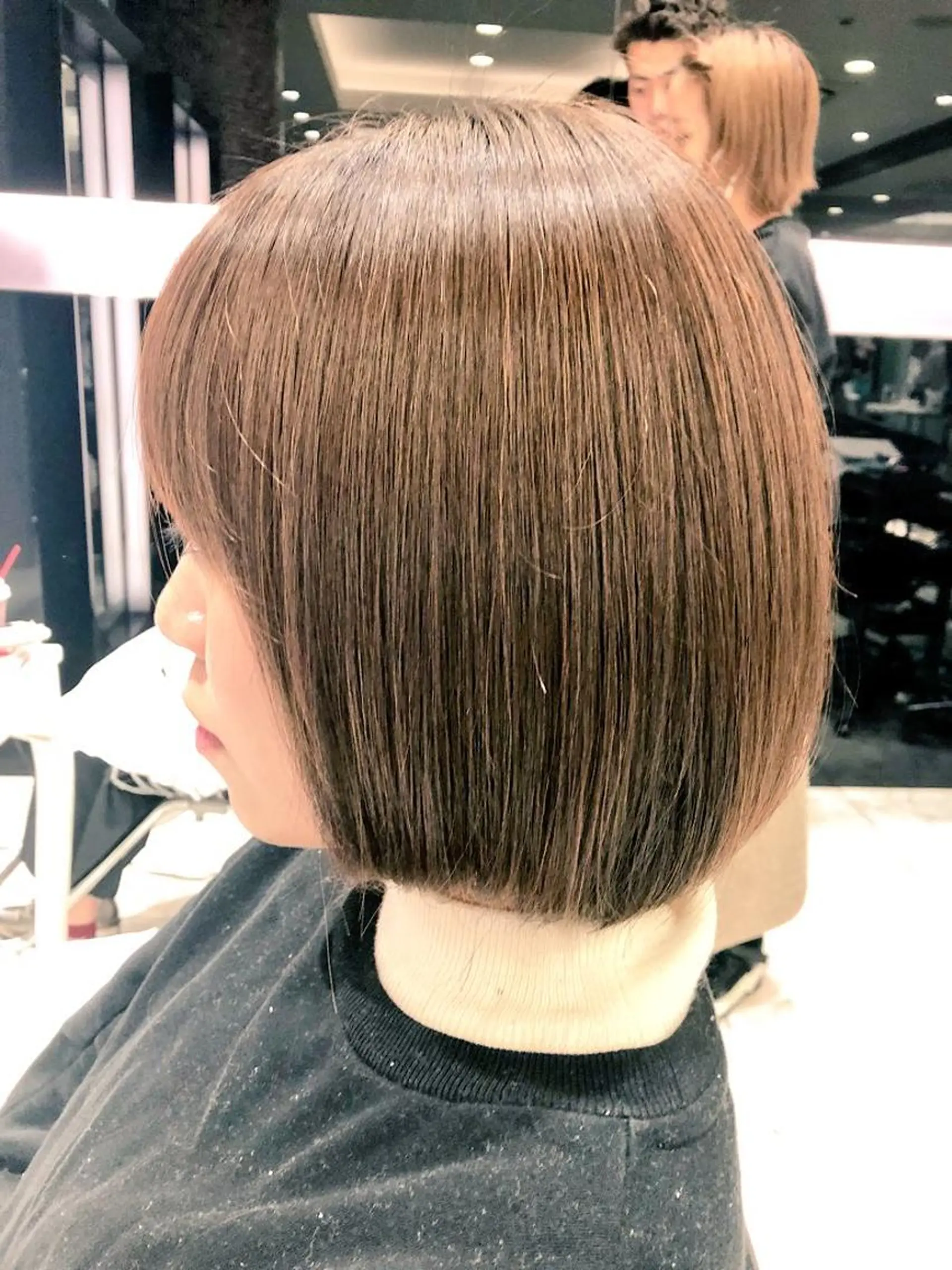 ミディアム ボブ 波巻きウェーブ 韓国風パーマ 纐纈のヘアスタイル