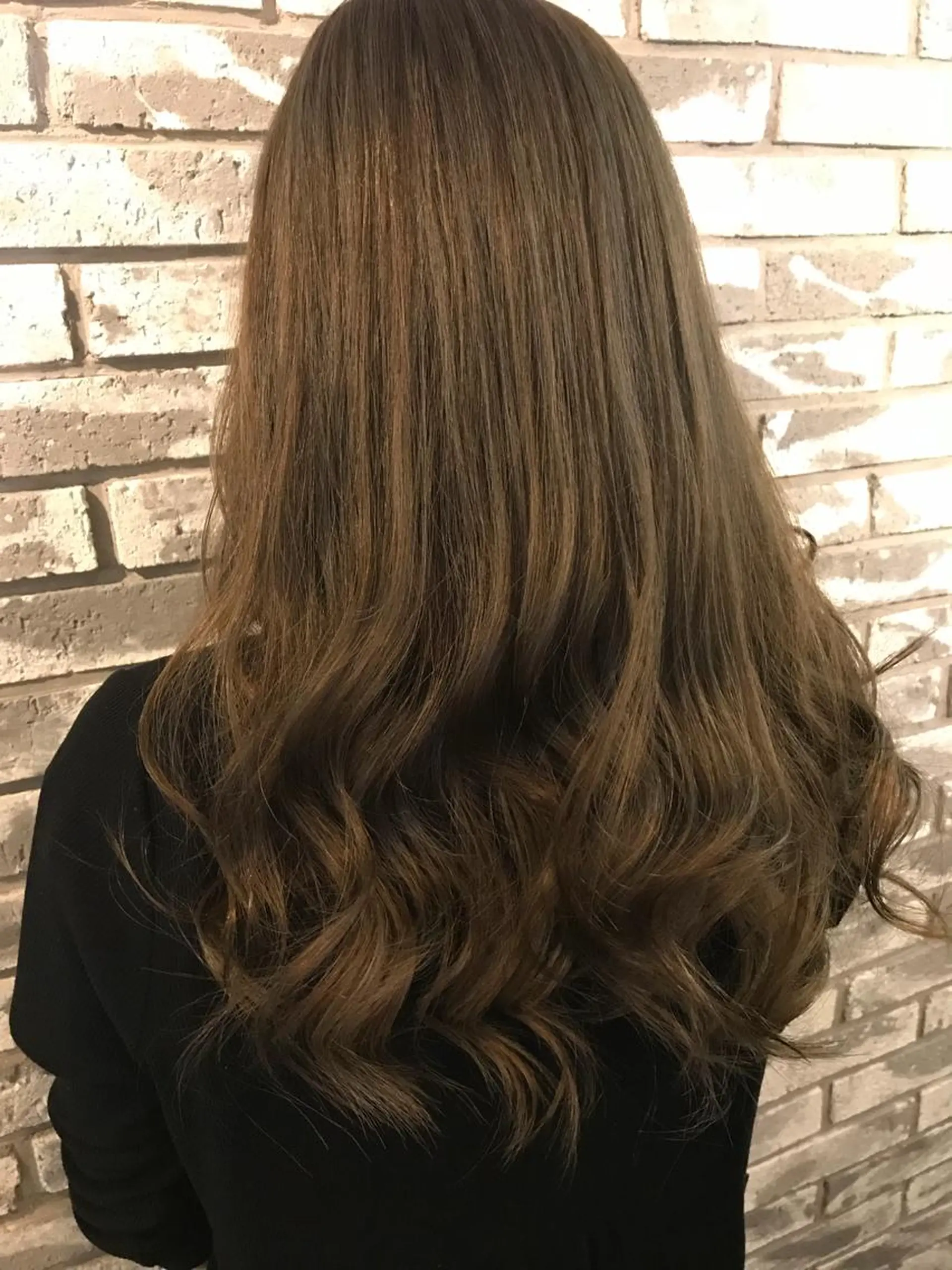 ロング カラー ベージュカラー ミルクティーベージュ カット ヘアカラー トリートメント Rina Imaiのヘアスタイル