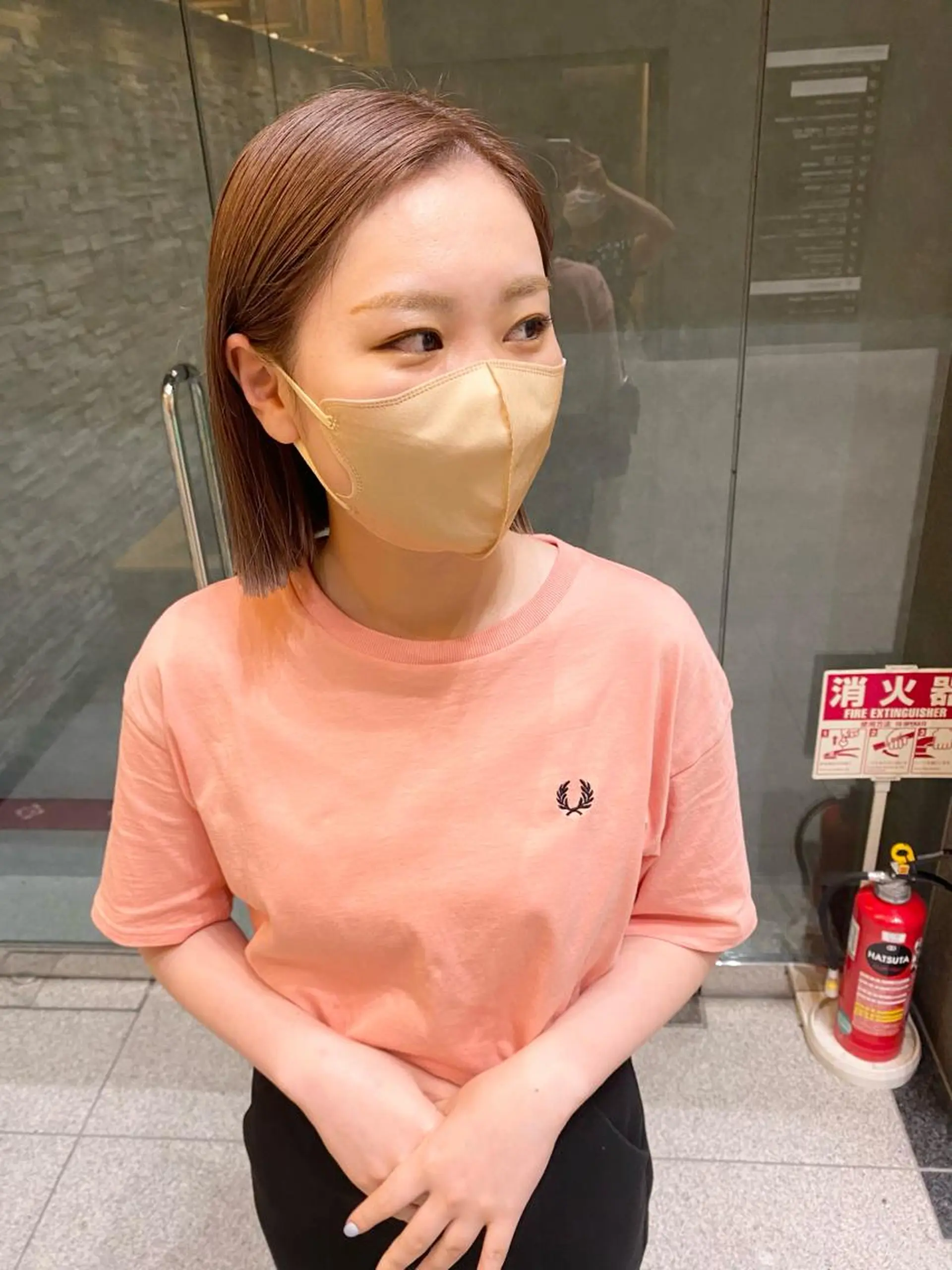 ショート 髪と音処　マトぺ所属・デザインカラー/ボブ ブリーチカラー/ユリのヘアスタイル